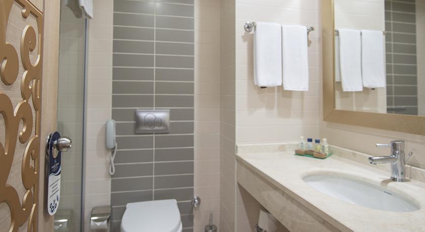 هتل Crystal Family Resort & Spa Bogazkent