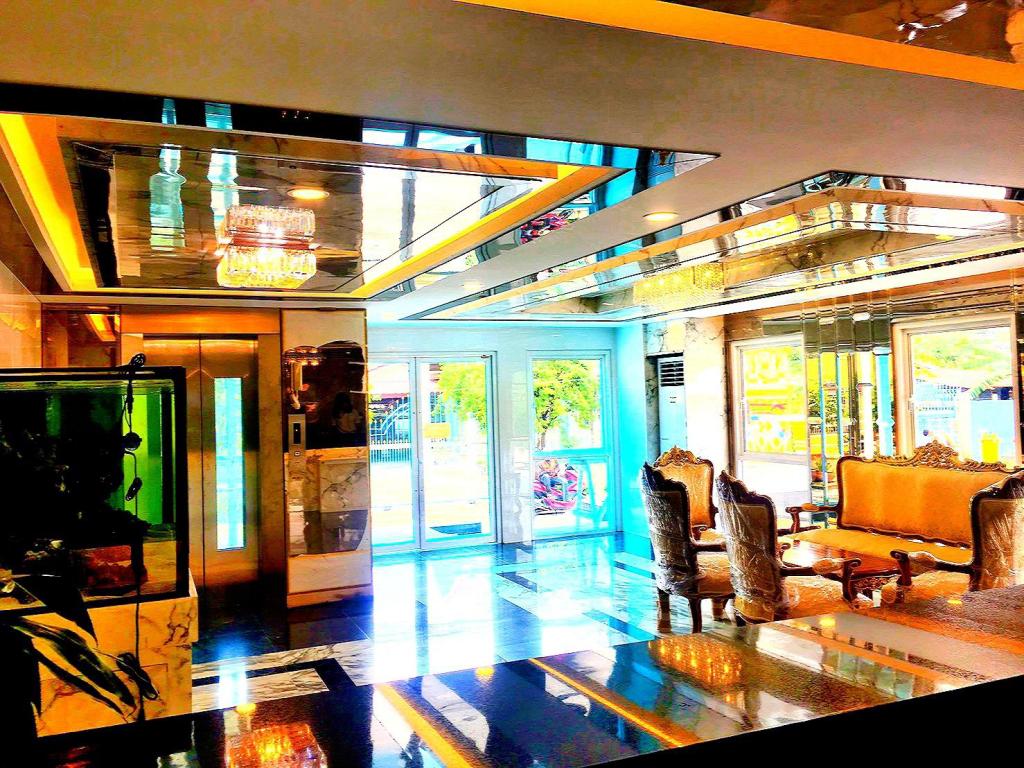 هتل B your home بانگکوک