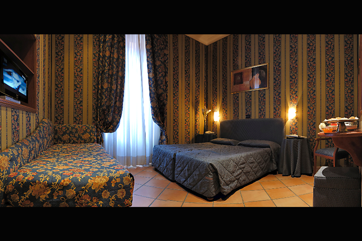 تصاویر Hotel Lirico