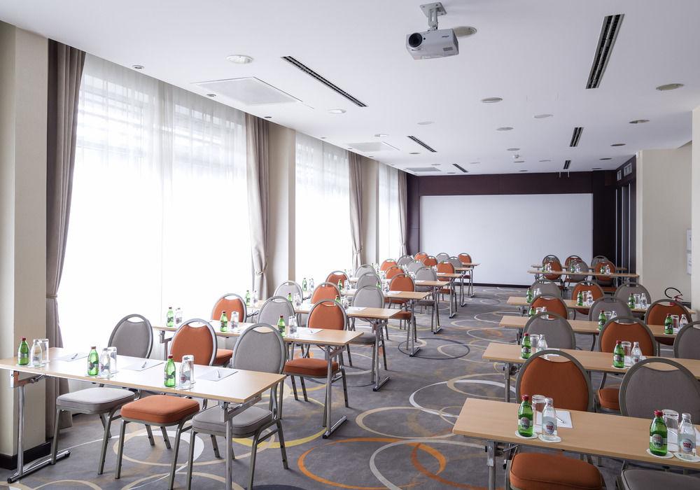 هتل Inhotel بلگراد