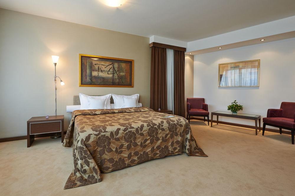هتل Inhotel بلگراد