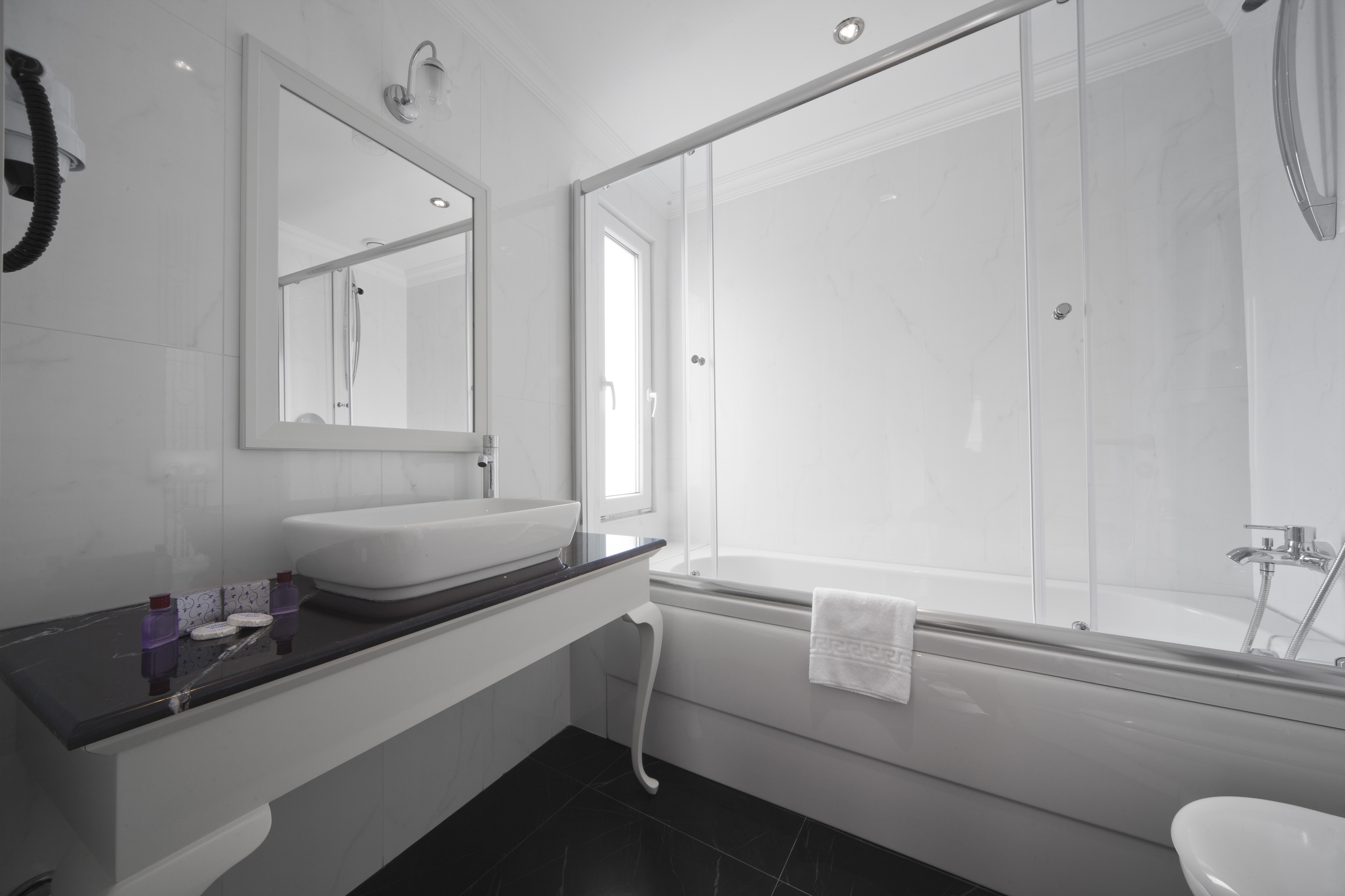 هتل Aren Suites استانبول