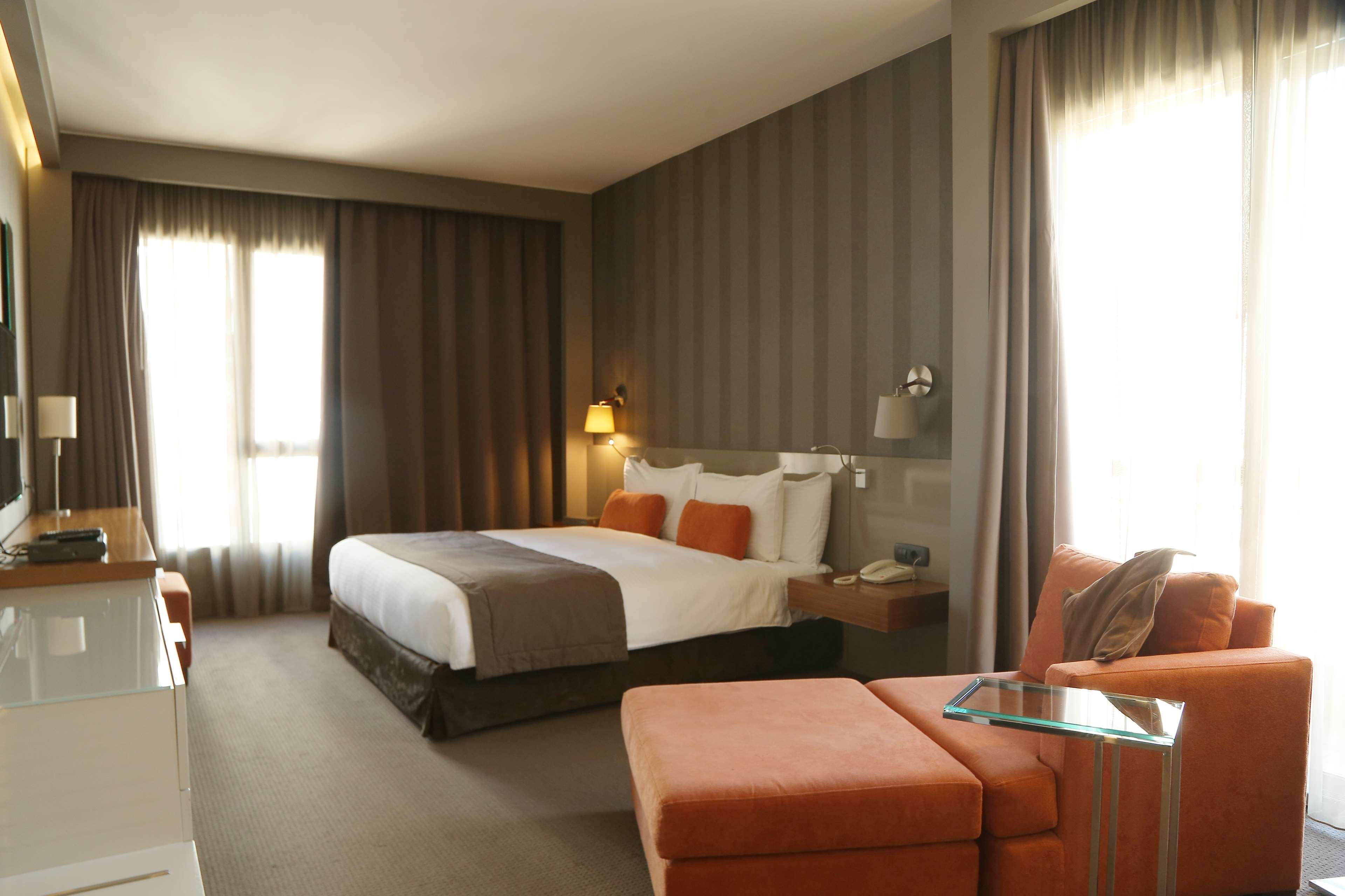 هتل Park Tower Suites بیروت