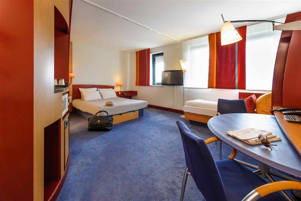 تصاویر Hotel Novotel Suites Berlin City Potsdamer Platz