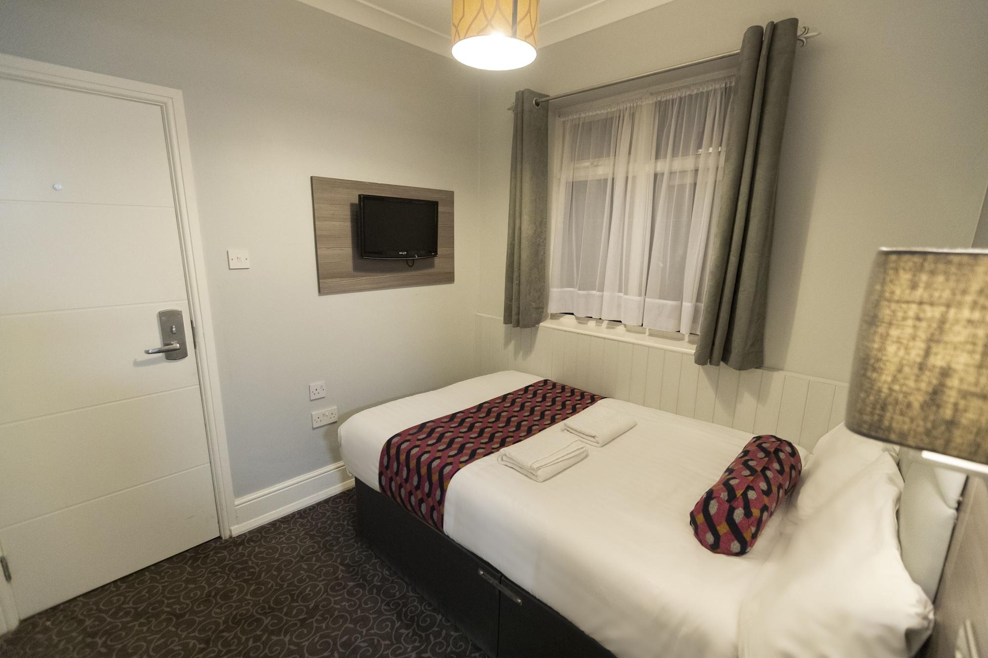 هتل Euro Hotel Hammersmith لندن