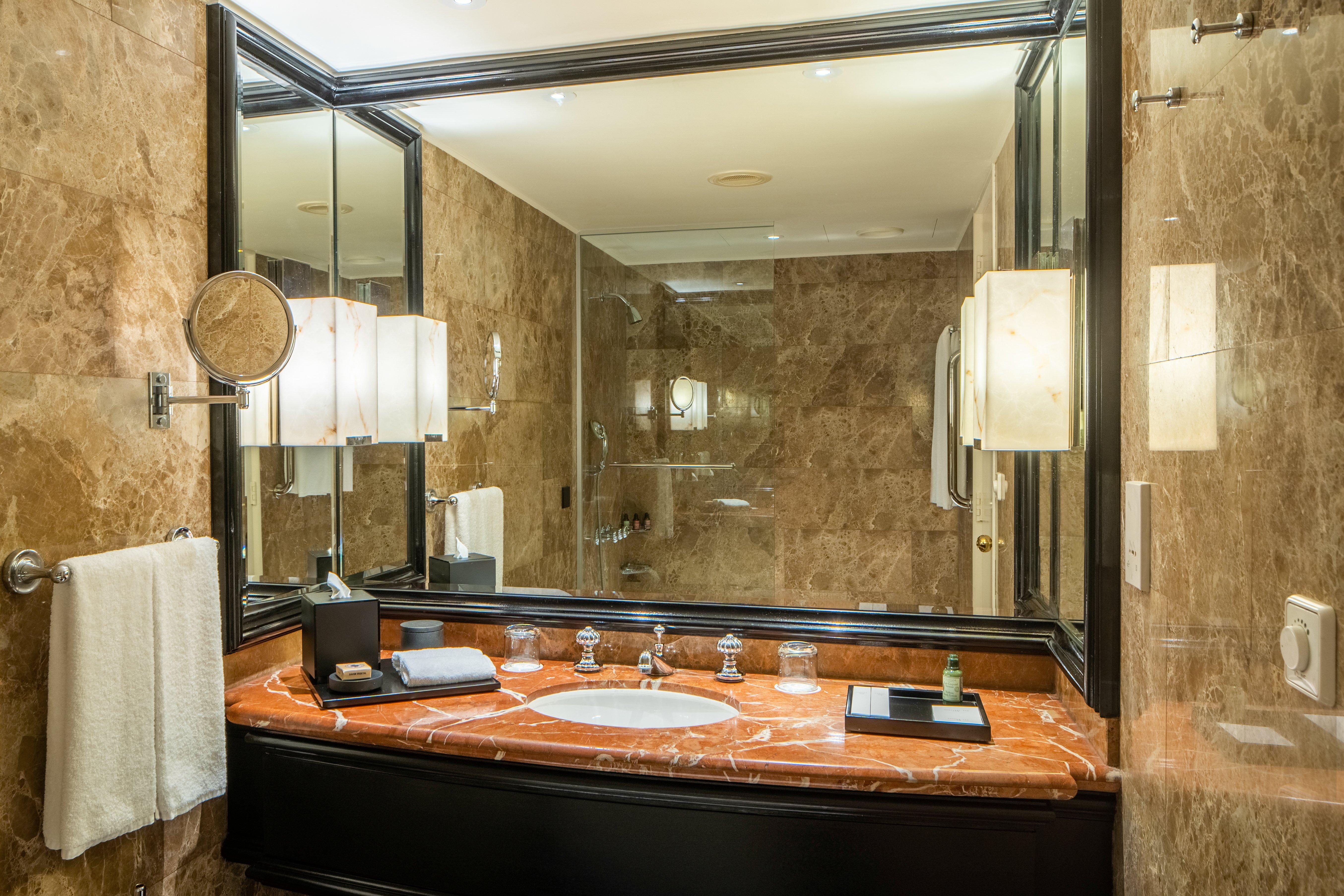 هتل Regent سنگاپور