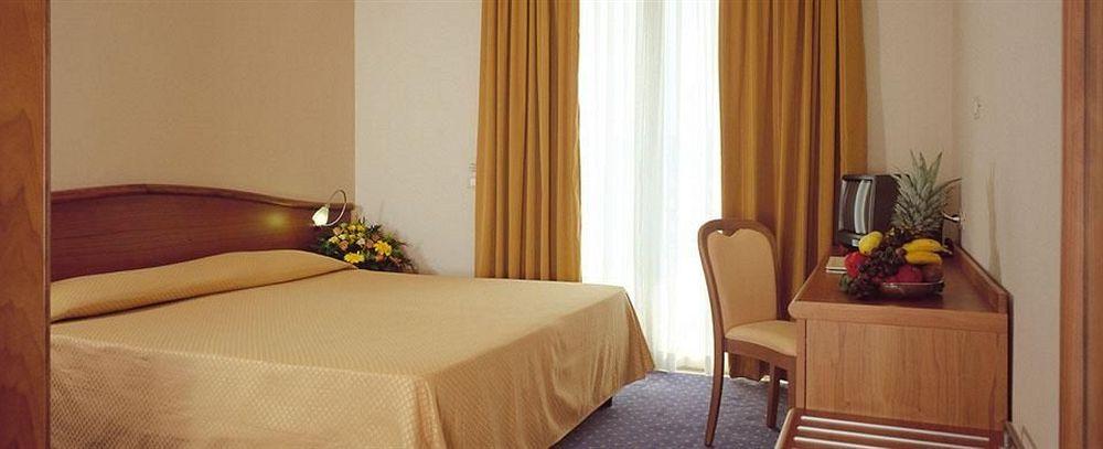 Alibaba https://cdn.alibaba.ir/ostorage/hotel/images/6C6D3F57/3E8855F005860C6A07005DFAE9AEA20E.jpg