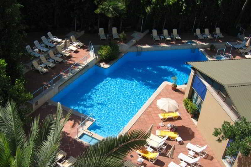 هتل Aldrovandi Residence City Suites رم