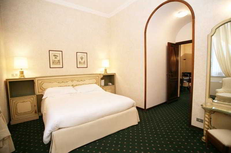 تصاویر Hotel Aldrovandi Residence City Suites