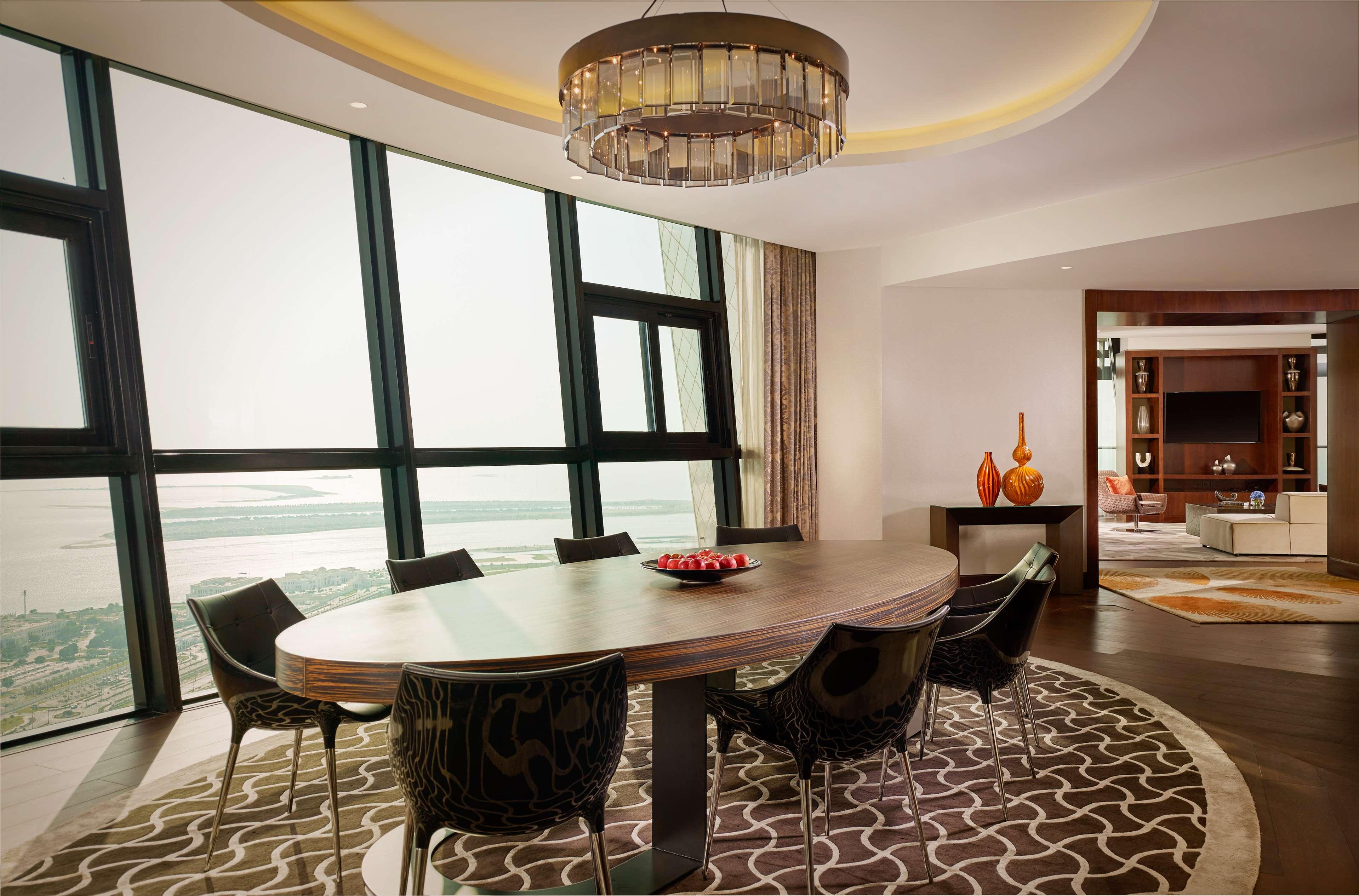 هتل Grand Hyatt Abu Dhabi Hotel & Residences Emirates Pearl ابوظبی