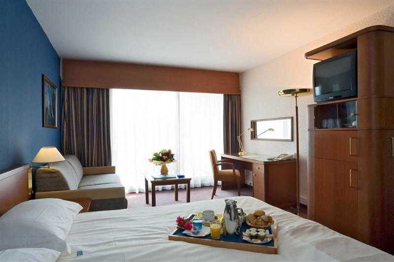 هتل Hotel Cannes Montfleury کن