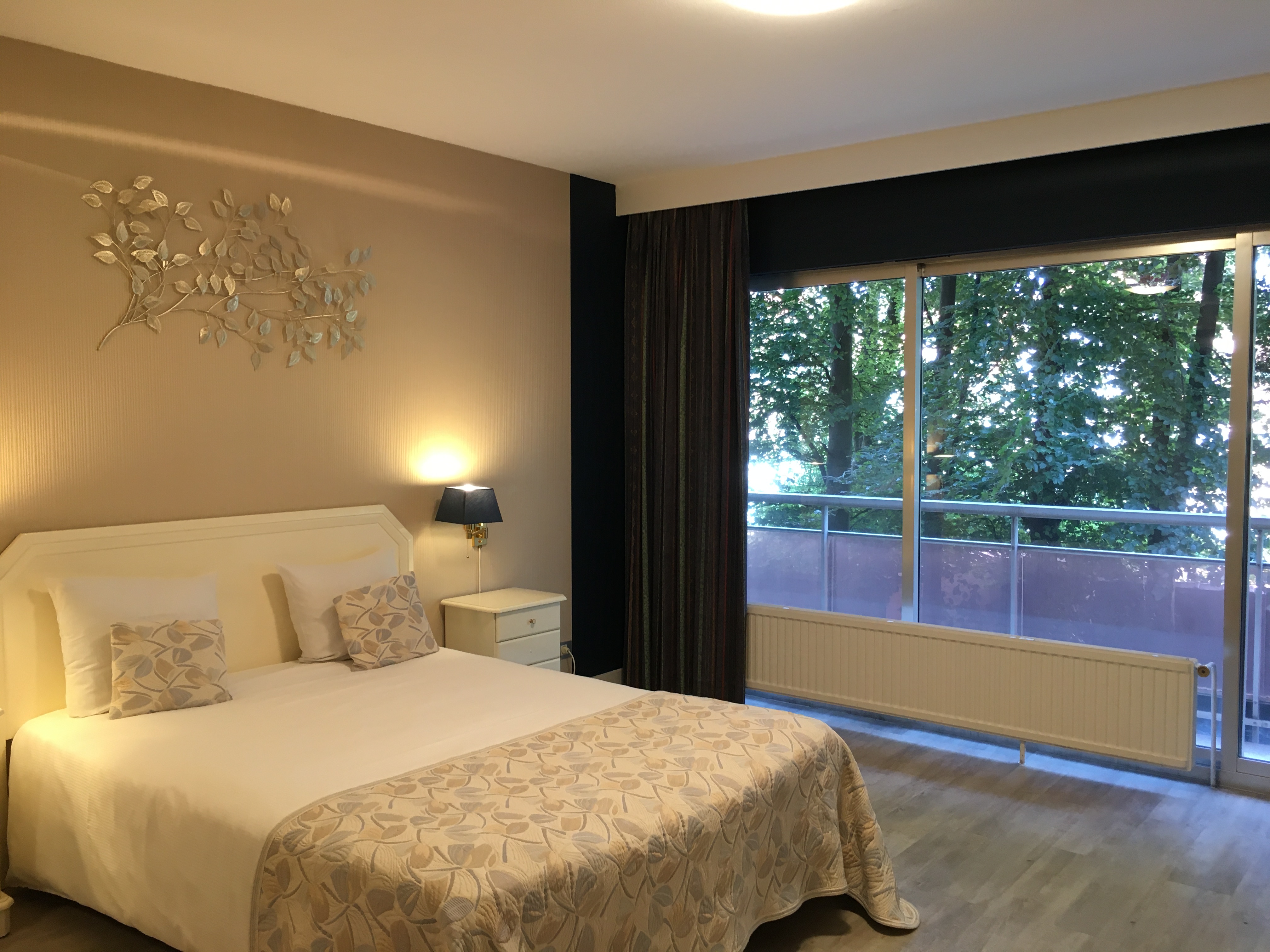 هتل First Euroflat بروکسل