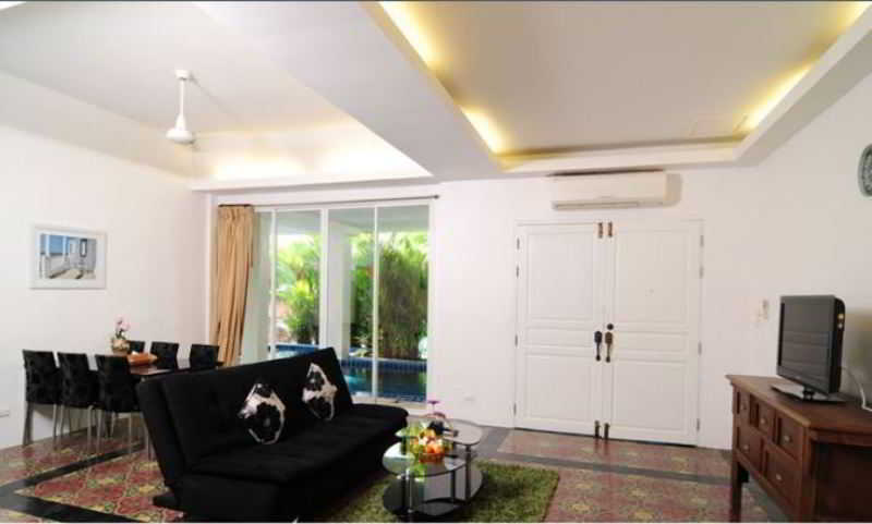 هتل Grand Bleu Ocean View Pool Suite پوکت