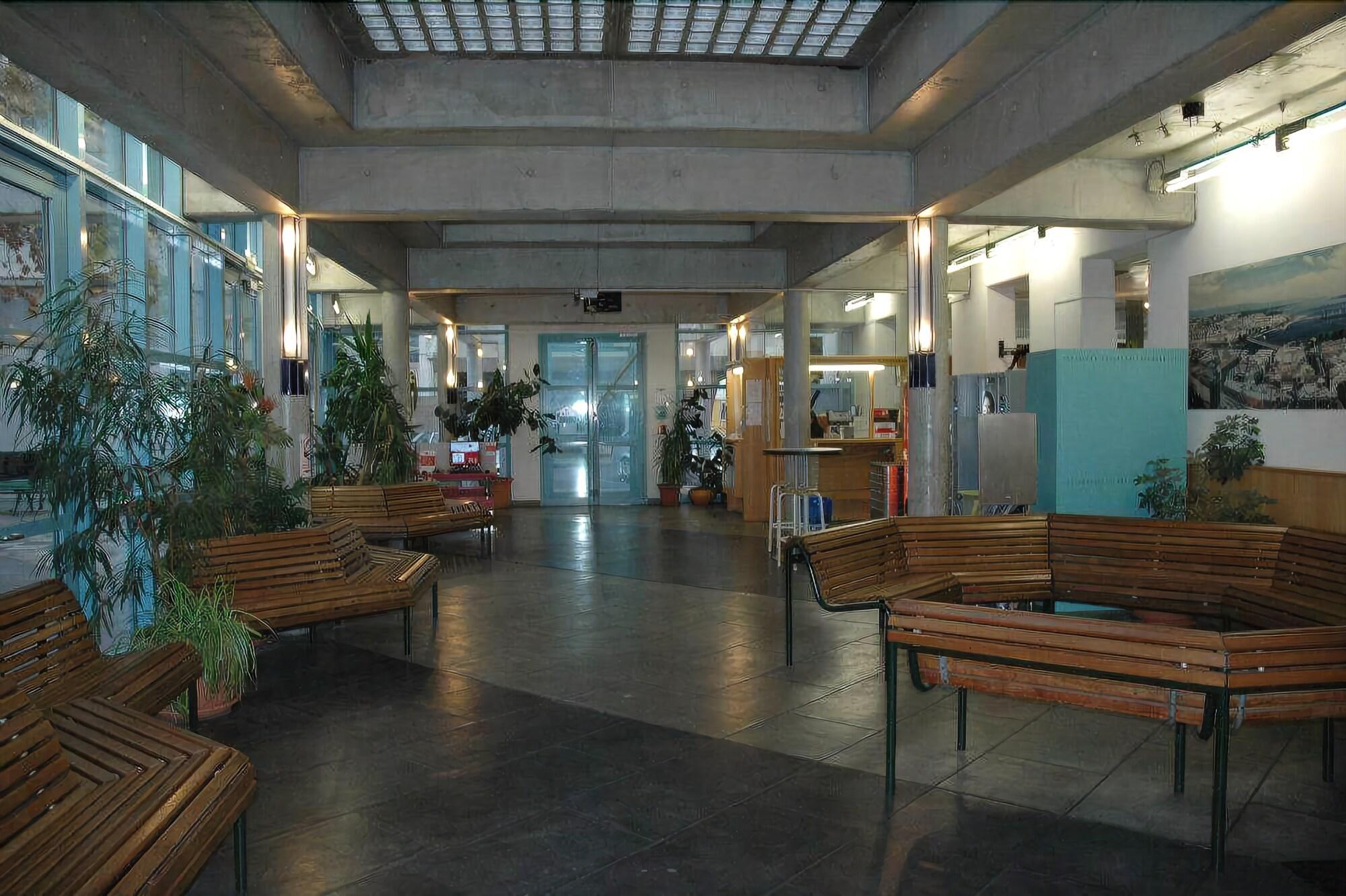 هتل Geneva Hostel ژنو