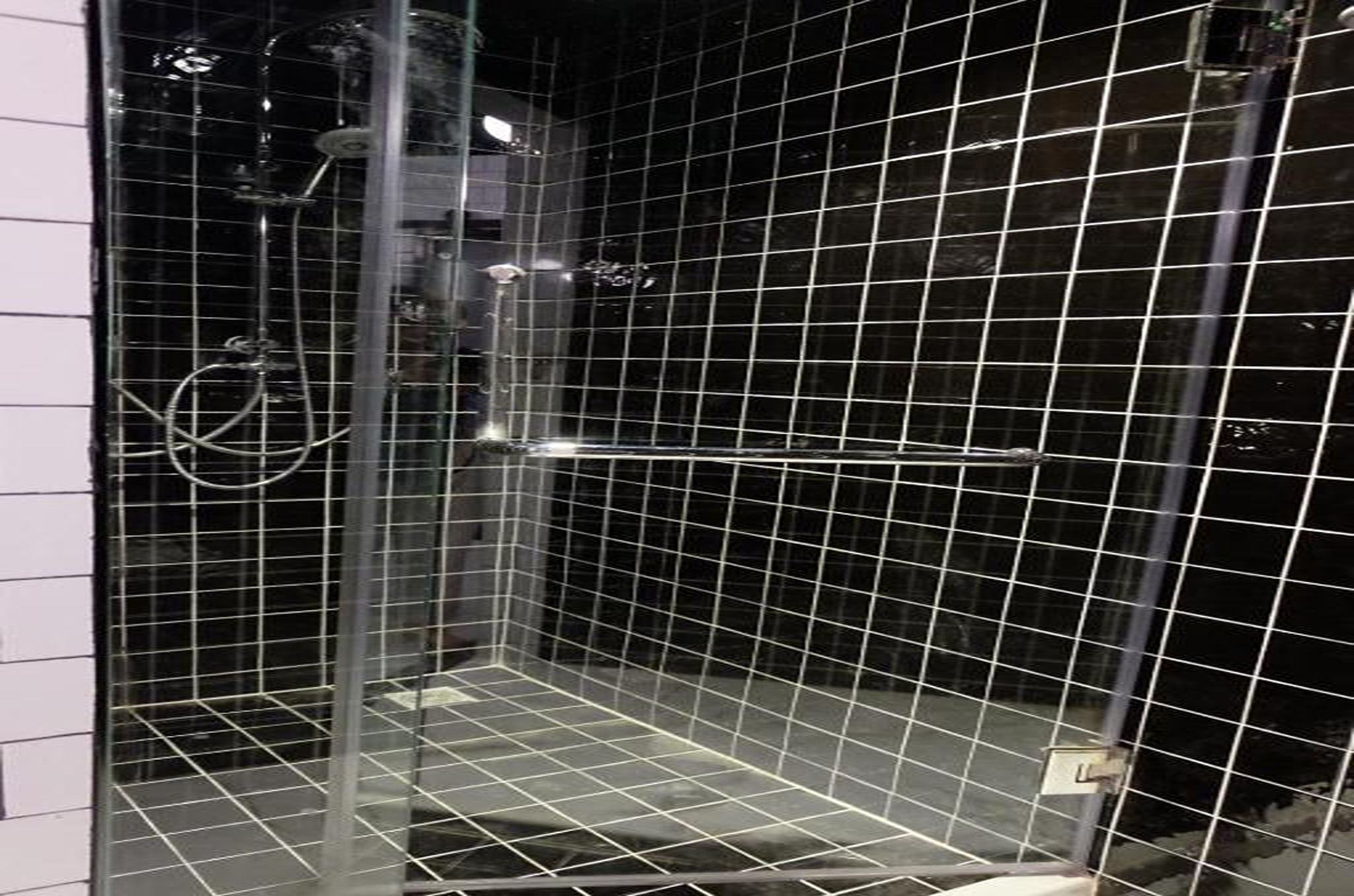 هتل Four Sisters Homestay بانگکوک