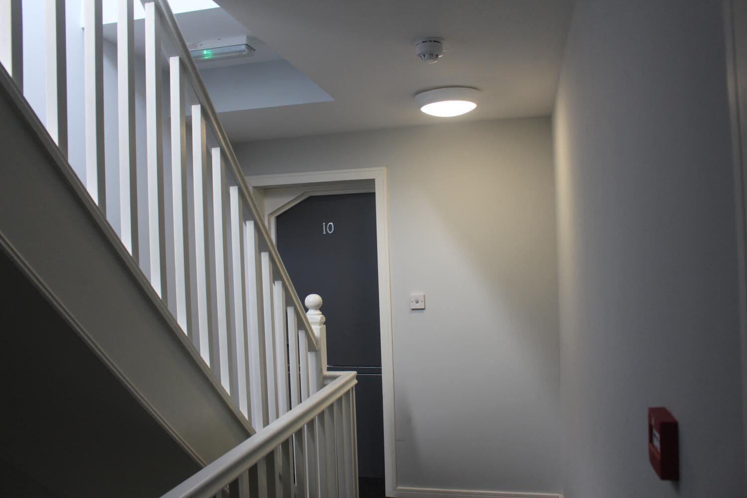 هتل Guest House London لندن