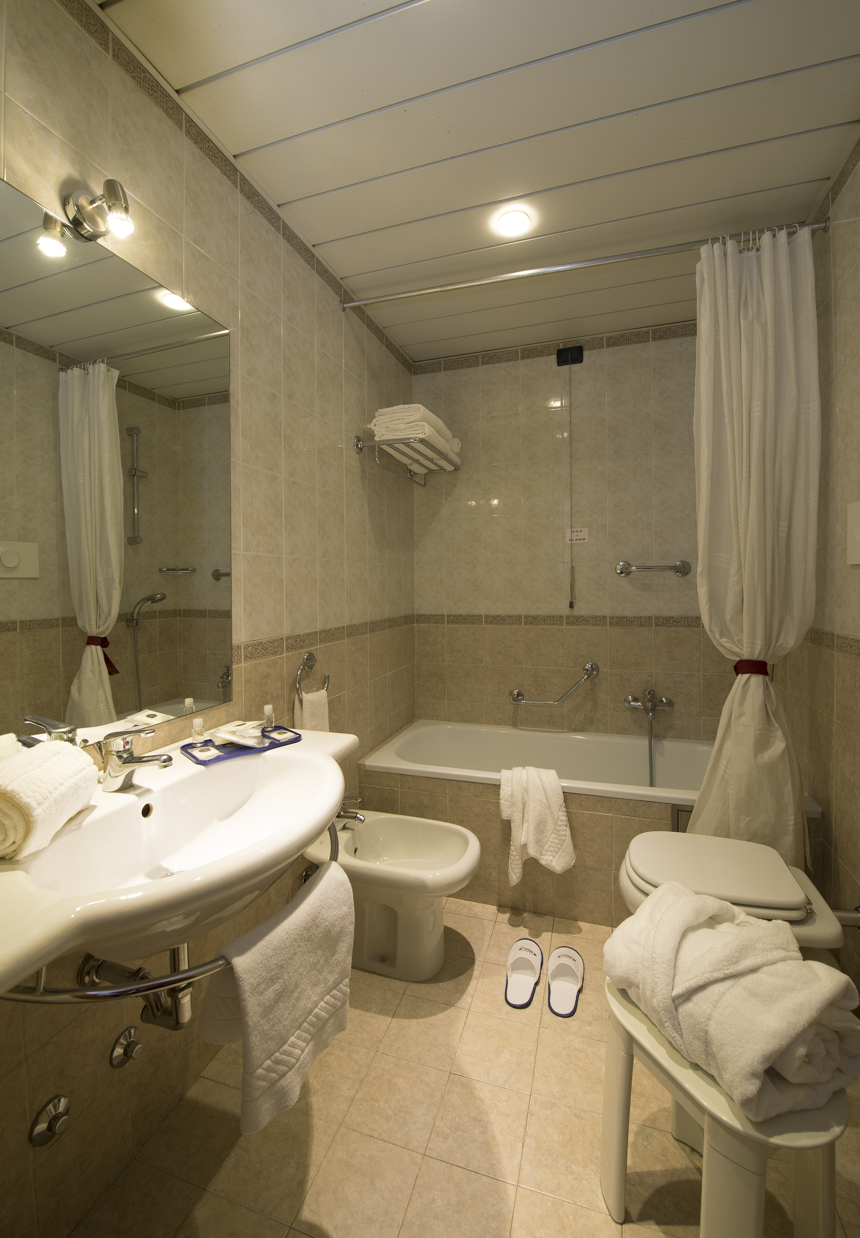 هتل MilanoRe Cinisello Balsamo