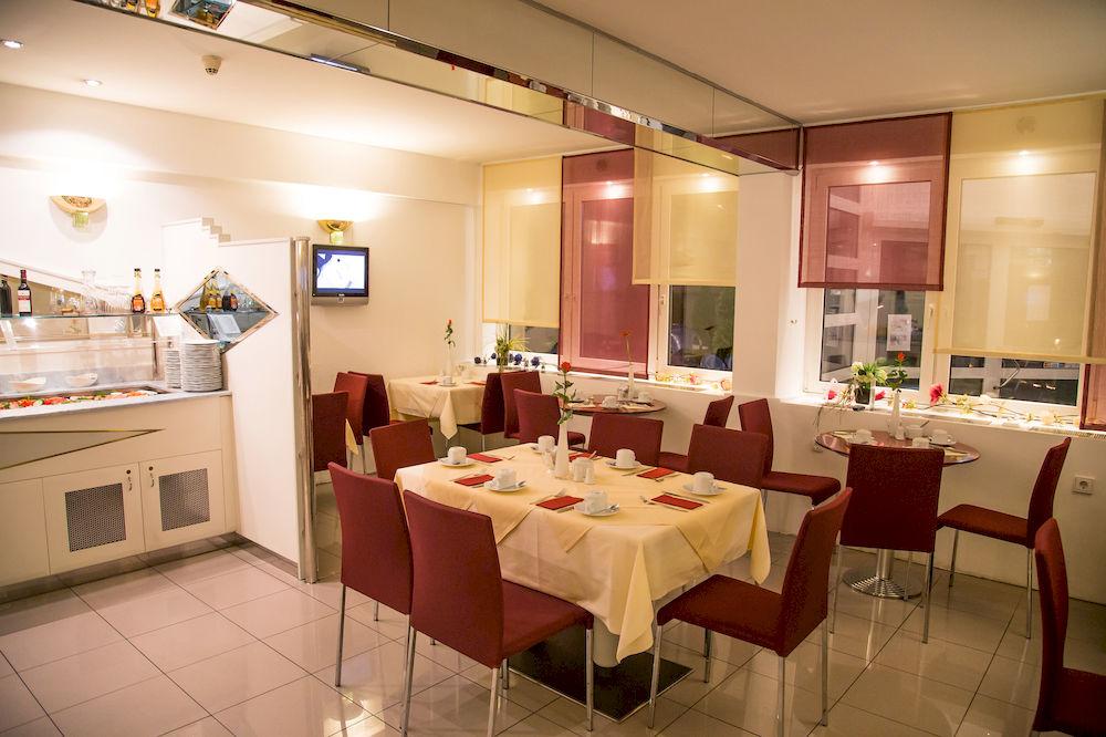 هتل LeoMar Flatrate Hotel Ulm