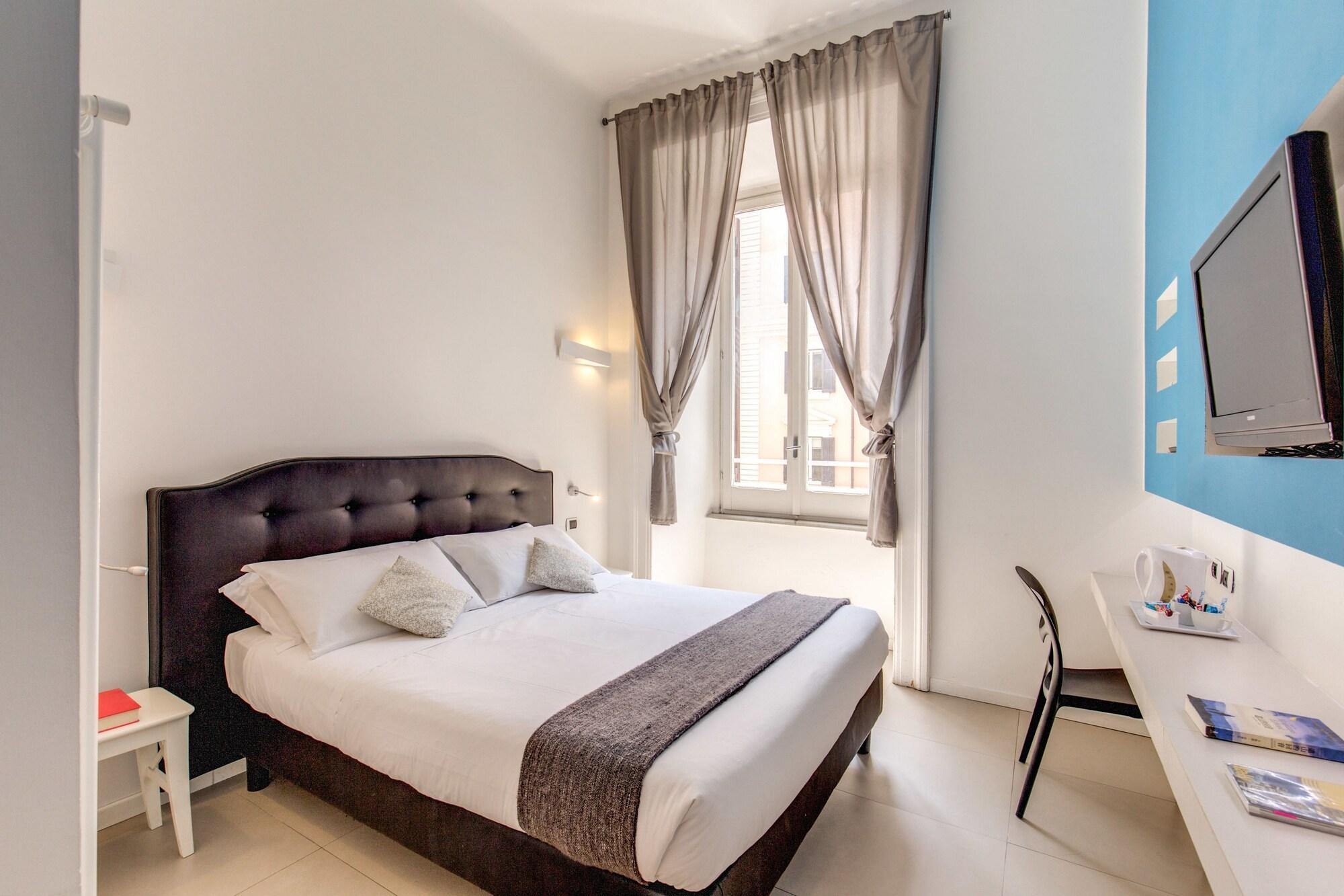 هتل Ecce Roma Suites رم