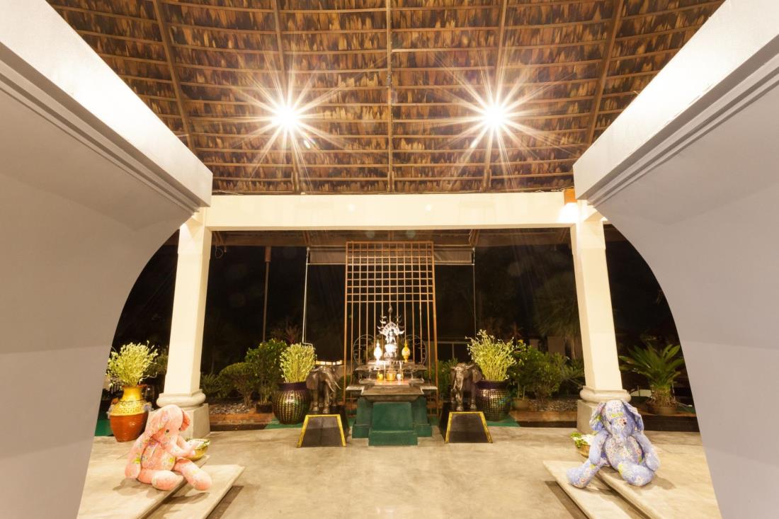 هتل The Briza Beach Resort Chaweng Beach