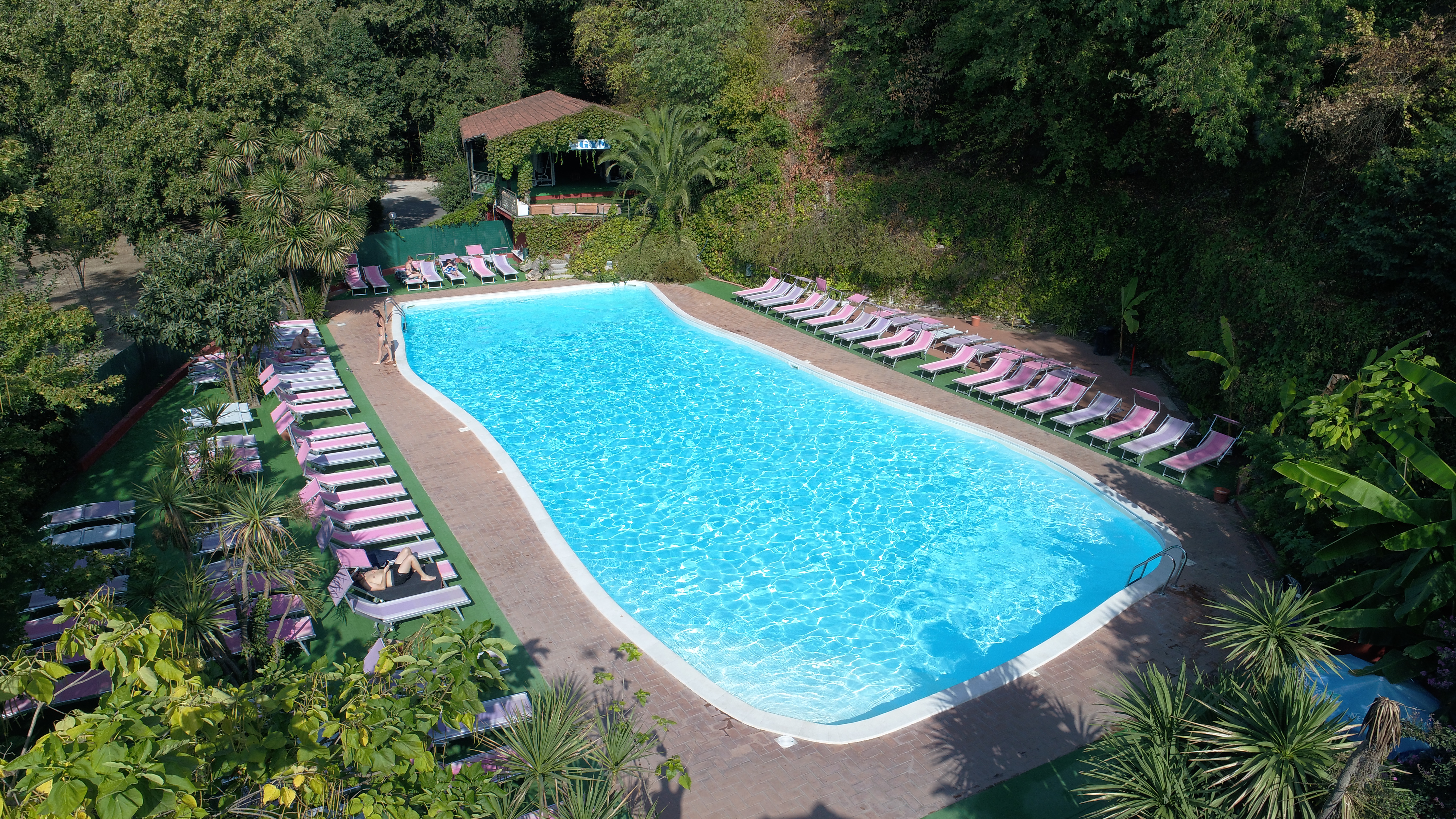 Alibaba https://cdn.alibaba.ir/ostorage/hotel/images/749341CD/AE047CF0E4ED0C794B3E3ACFD6252B5A.jpg