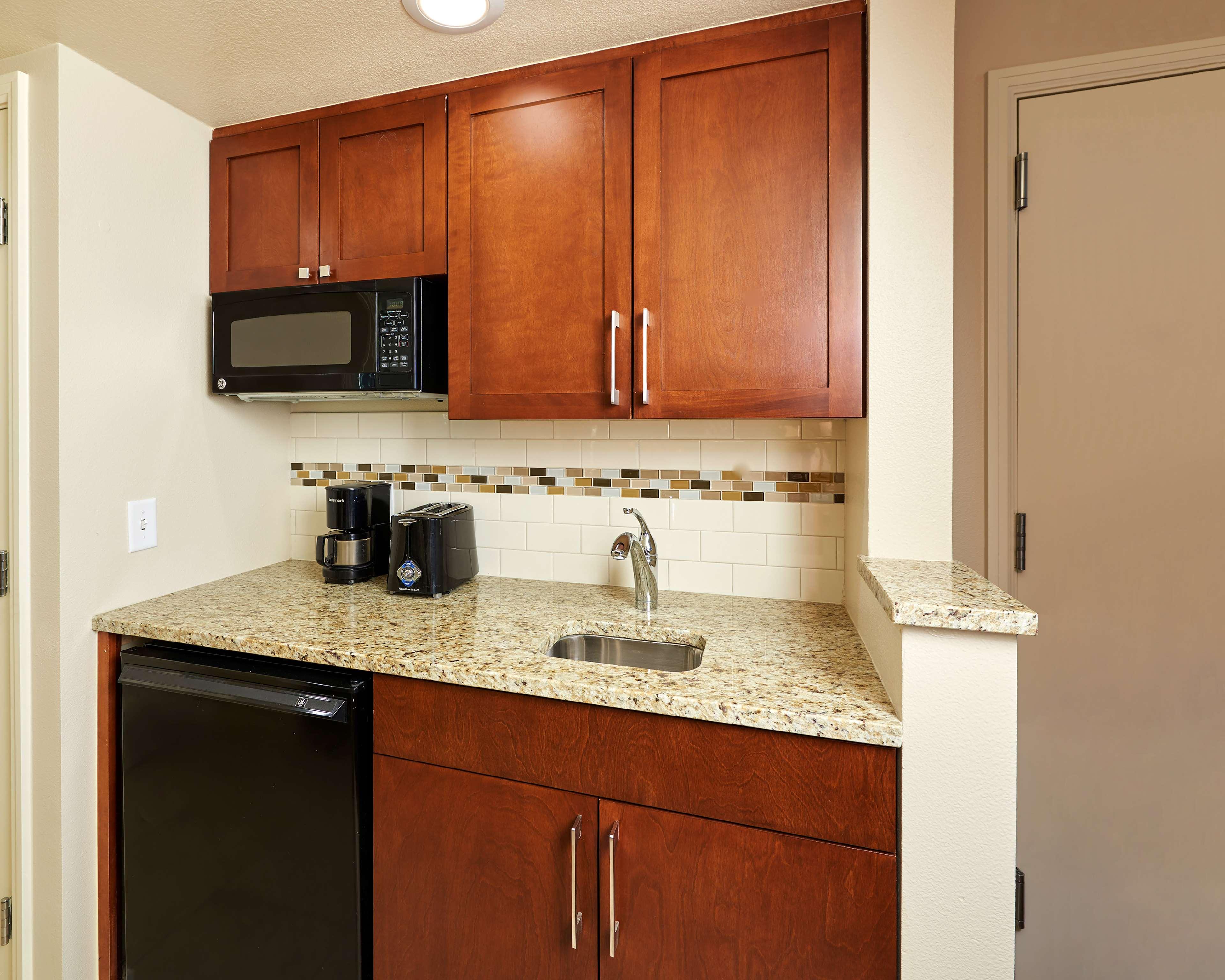 هتل Hilton Grand Vacations On Paradise (Convention Center) لاس وگاس