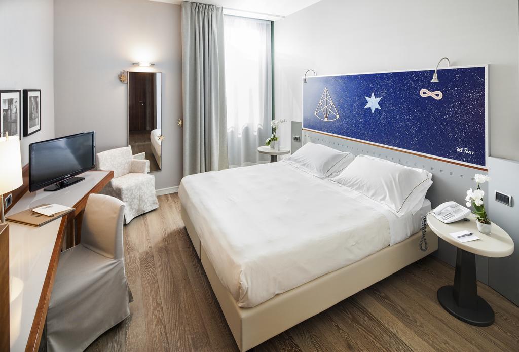 هتل Cosmo Torri Vimercate