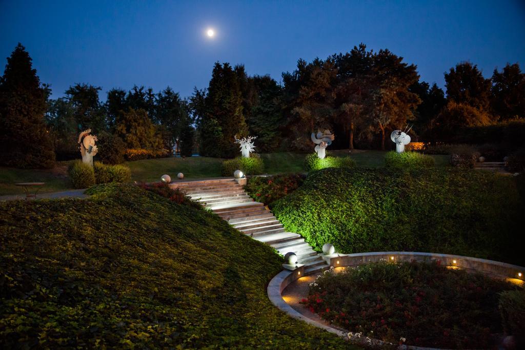 Alibaba https://cdn.alibaba.ir/ostorage/hotel/images/74A03DD3/A4F6200E8456E1D413B0E71222966147.jpg