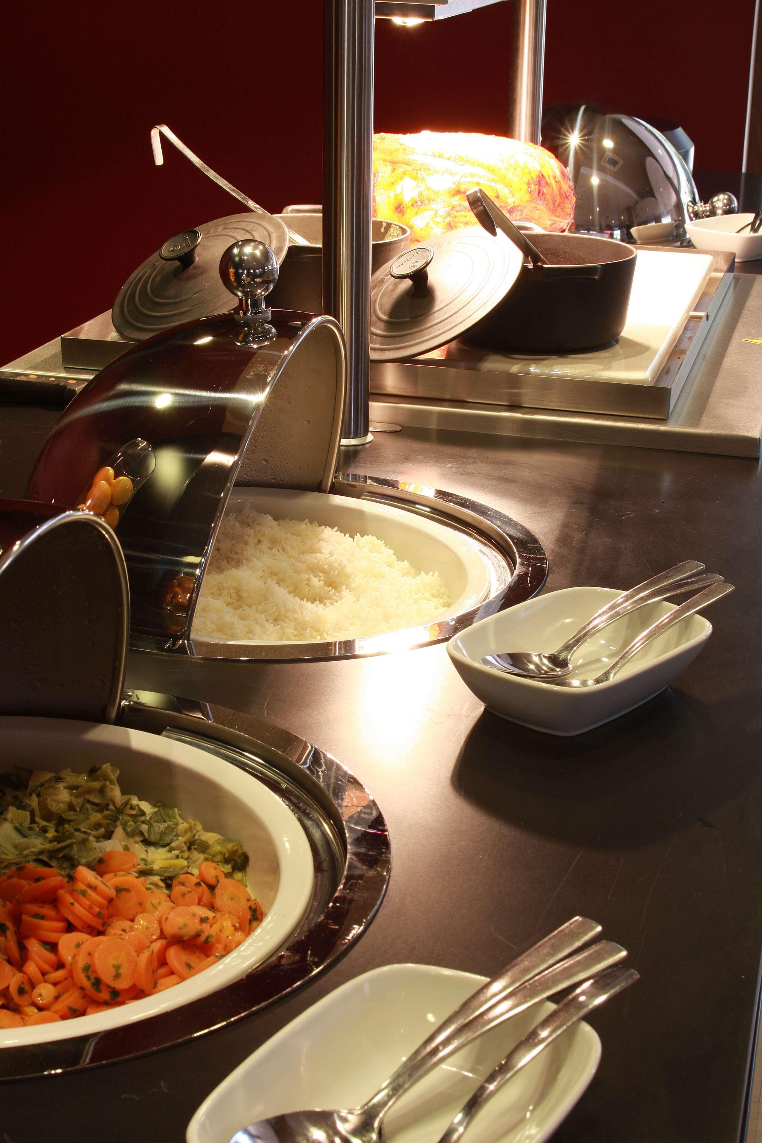 هتل Campanile Paris Sud - Porte d'Italie Le Kremlin-Bicêtre