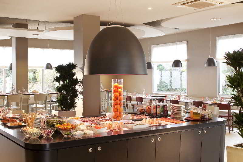 هتل Campanile Paris Sud - Porte d'Italie Le Kremlin-Bicêtre