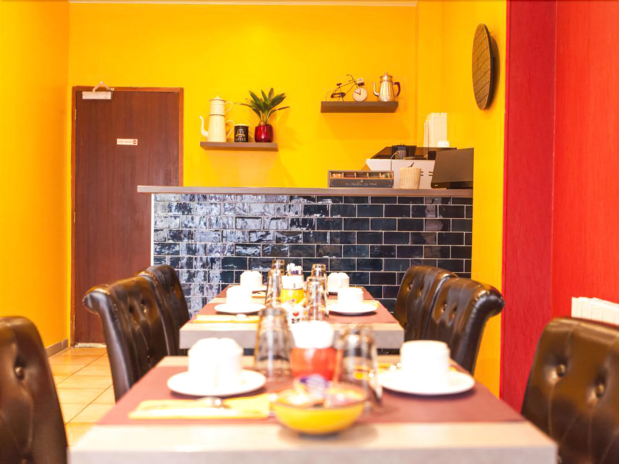 هتل Arian Hotel پاریس
