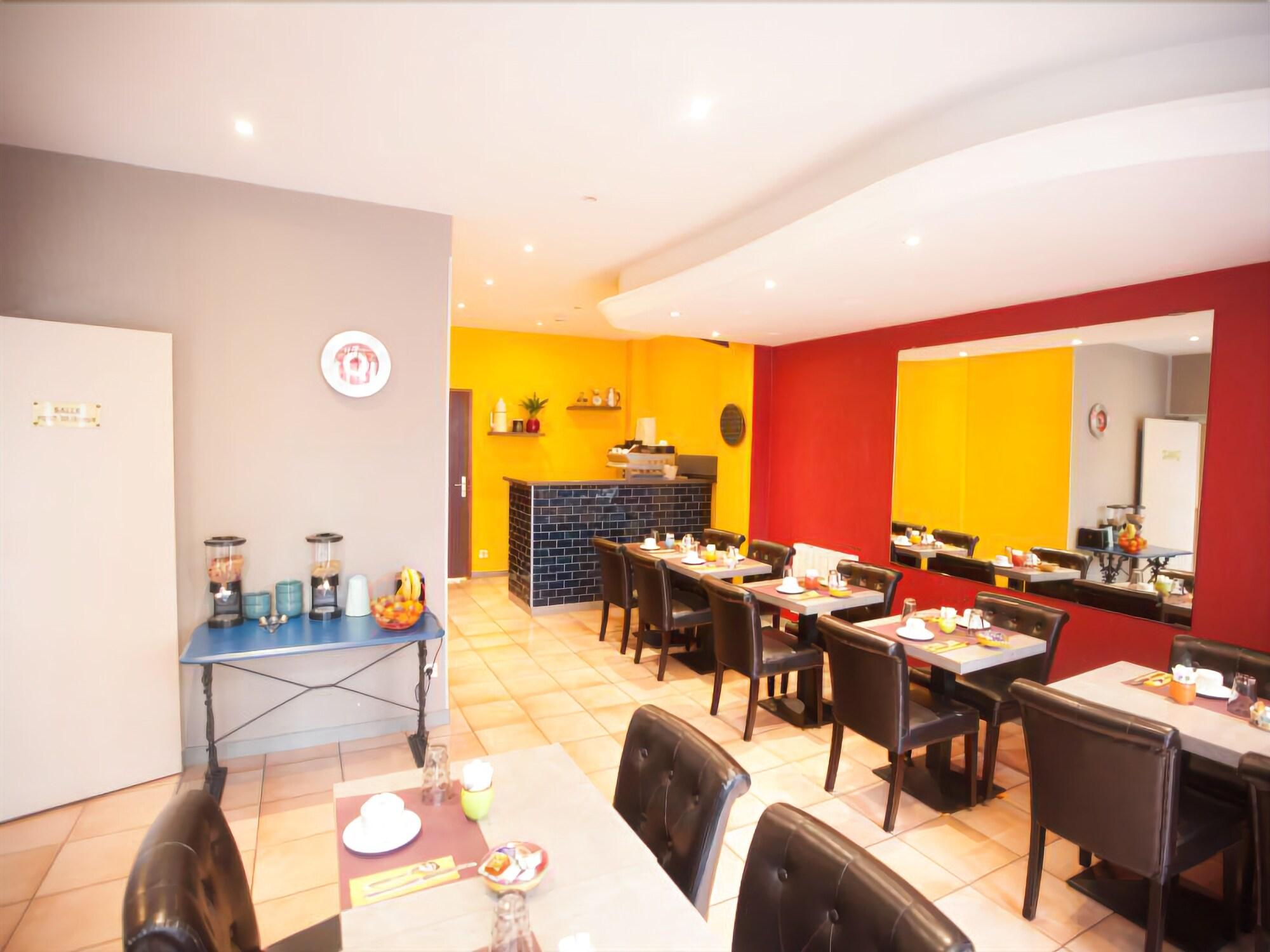 هتل Arian Hotel پاریس