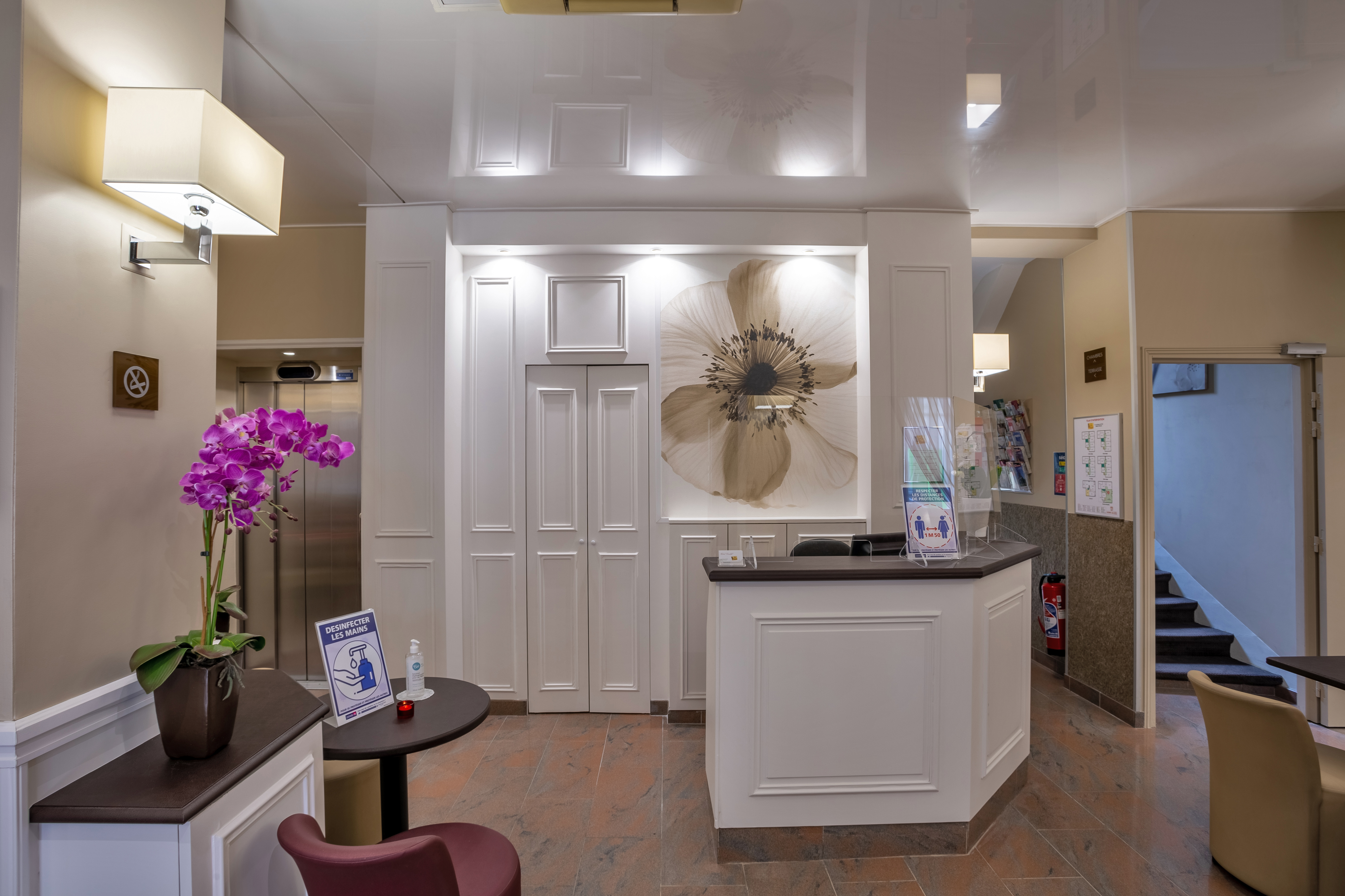 هتل Vivaldi Puteaux