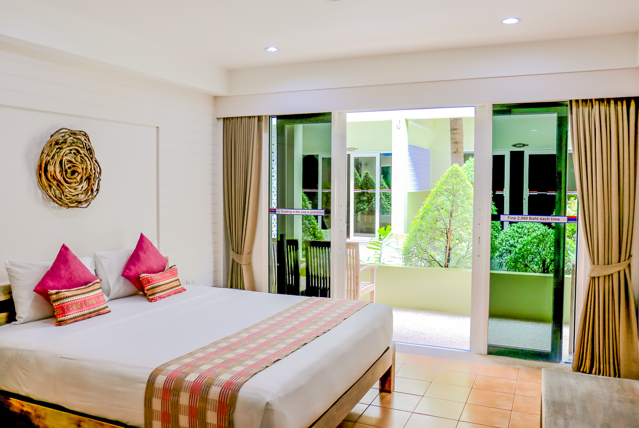 هتل ARK Bar Beach Resort Chaweng Beach