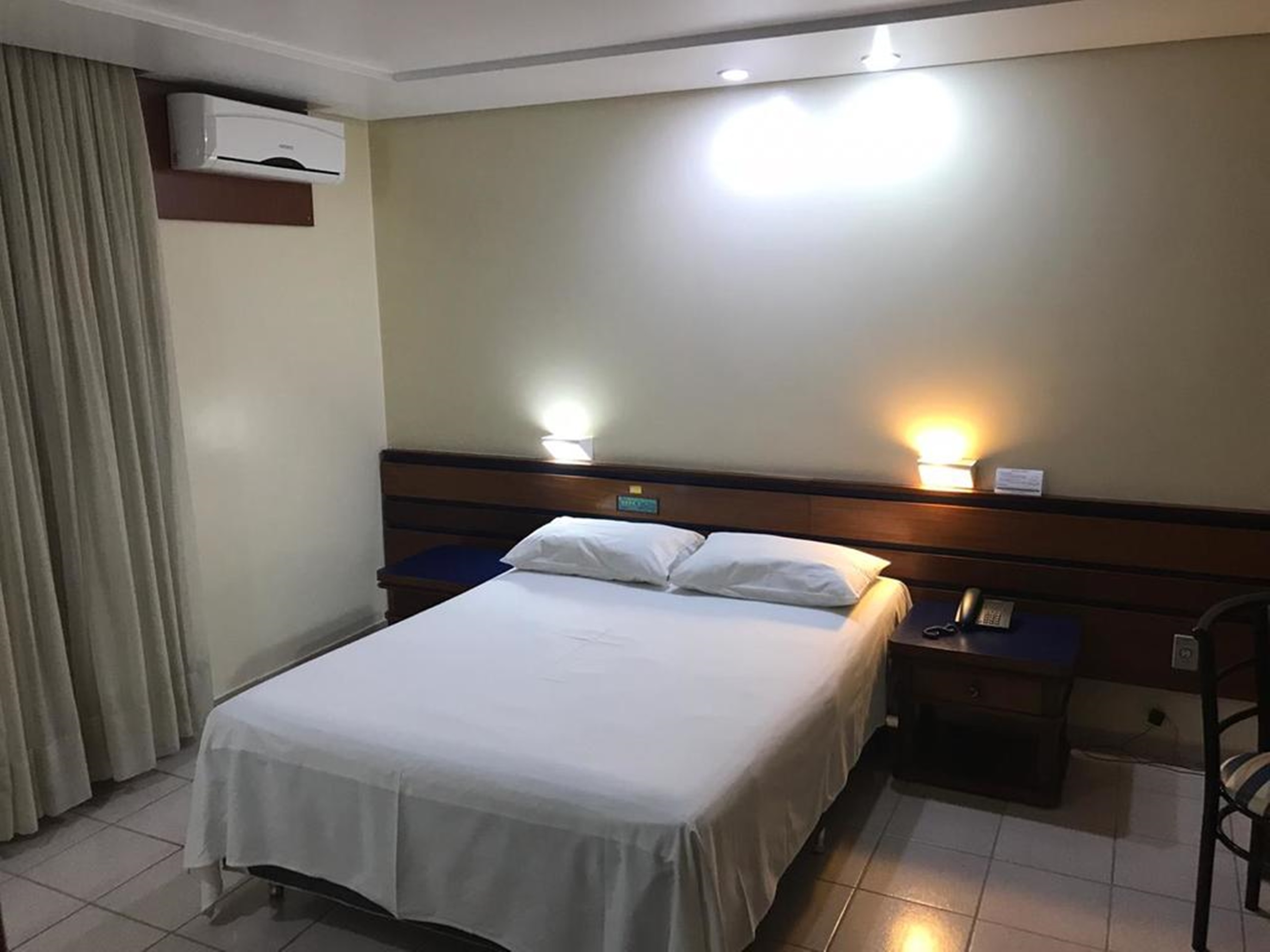 هتل Oeste Plaza Hotel Goiânia (Goiás)