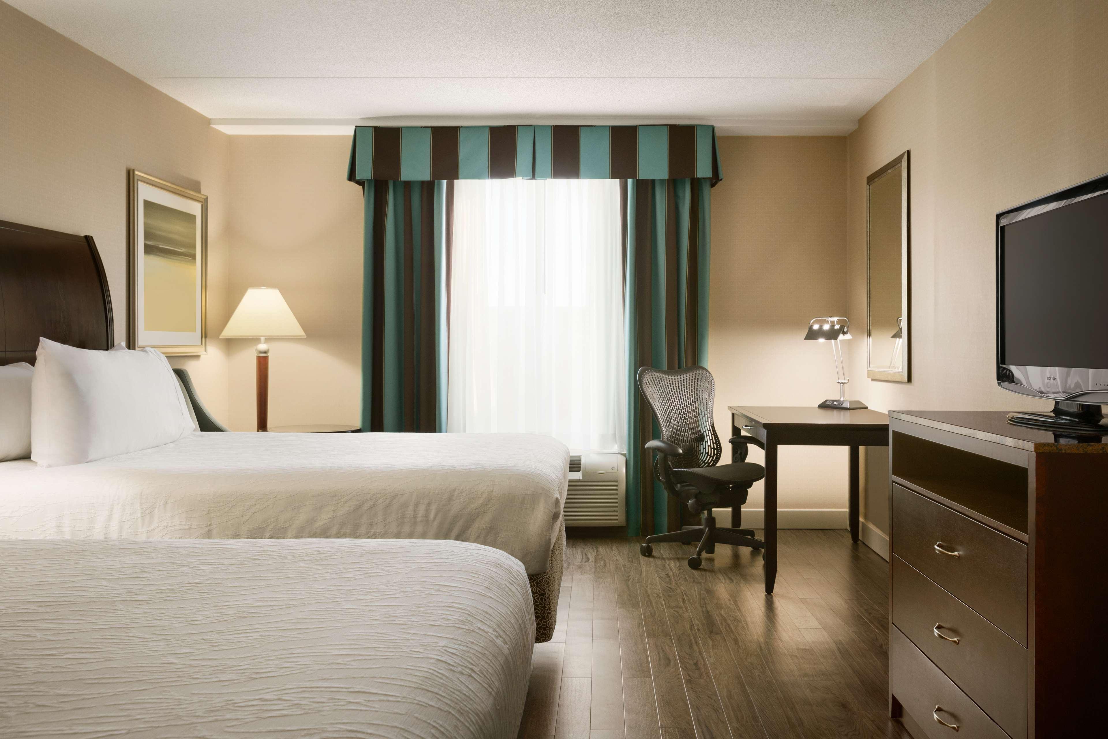 هتل Hilton Garden Inn Toronto Vaughan تورنتو