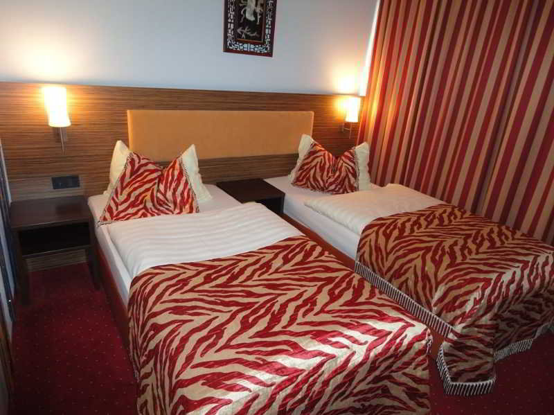 هتل Grand Hotel Dream فرانکفورت