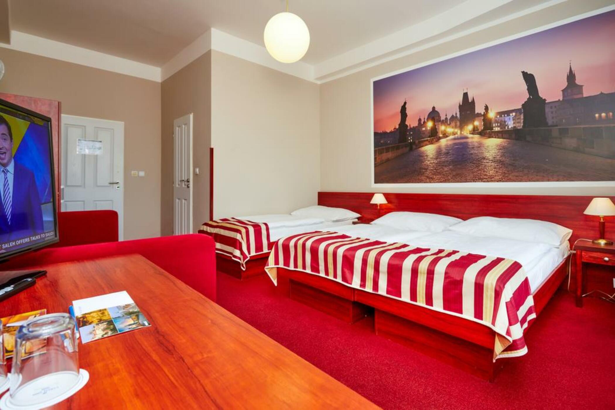 هتل Metropolitan Old Town hotel پراگ