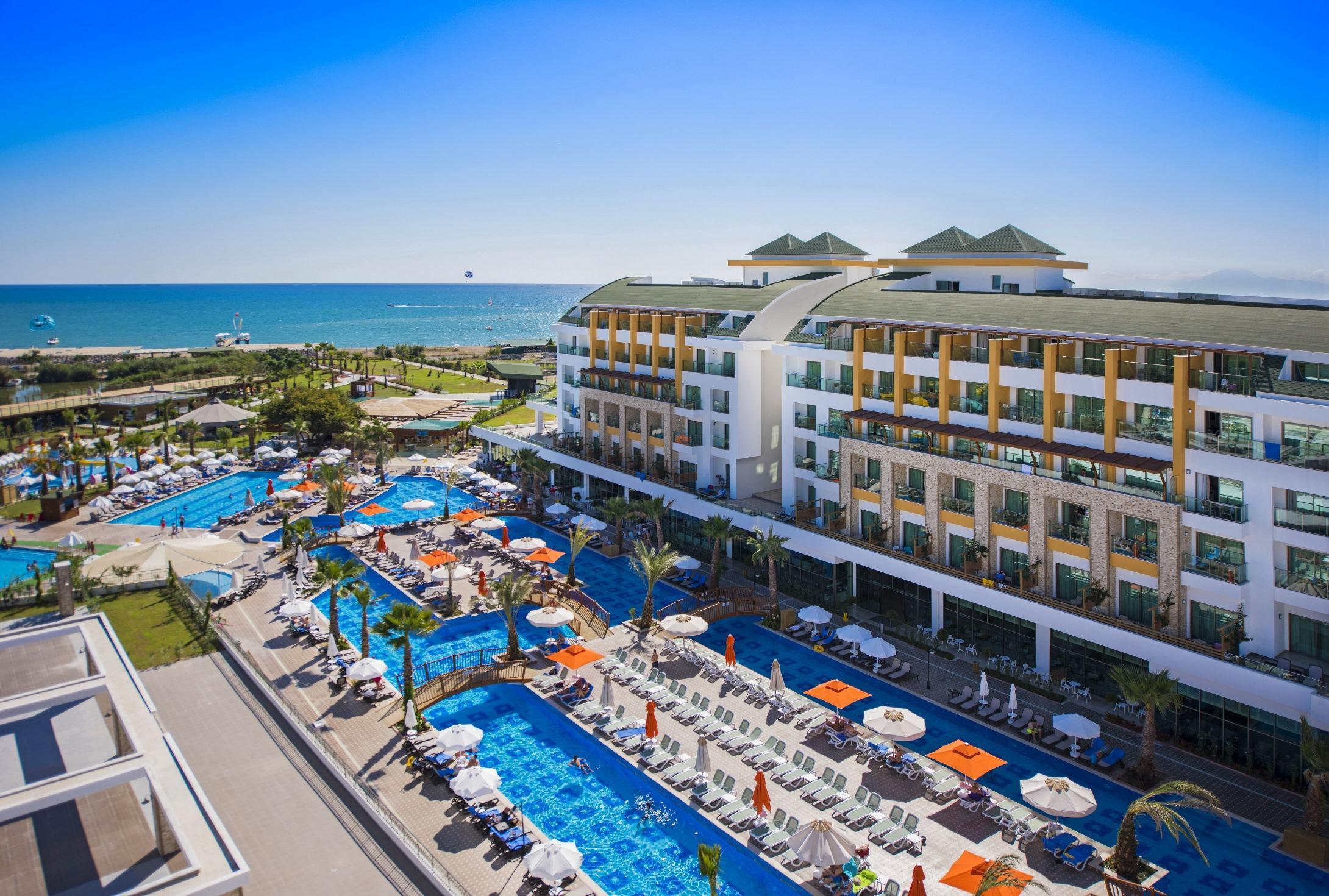 هتل Port Nature Luxury Hotel & Spa Bogazkent