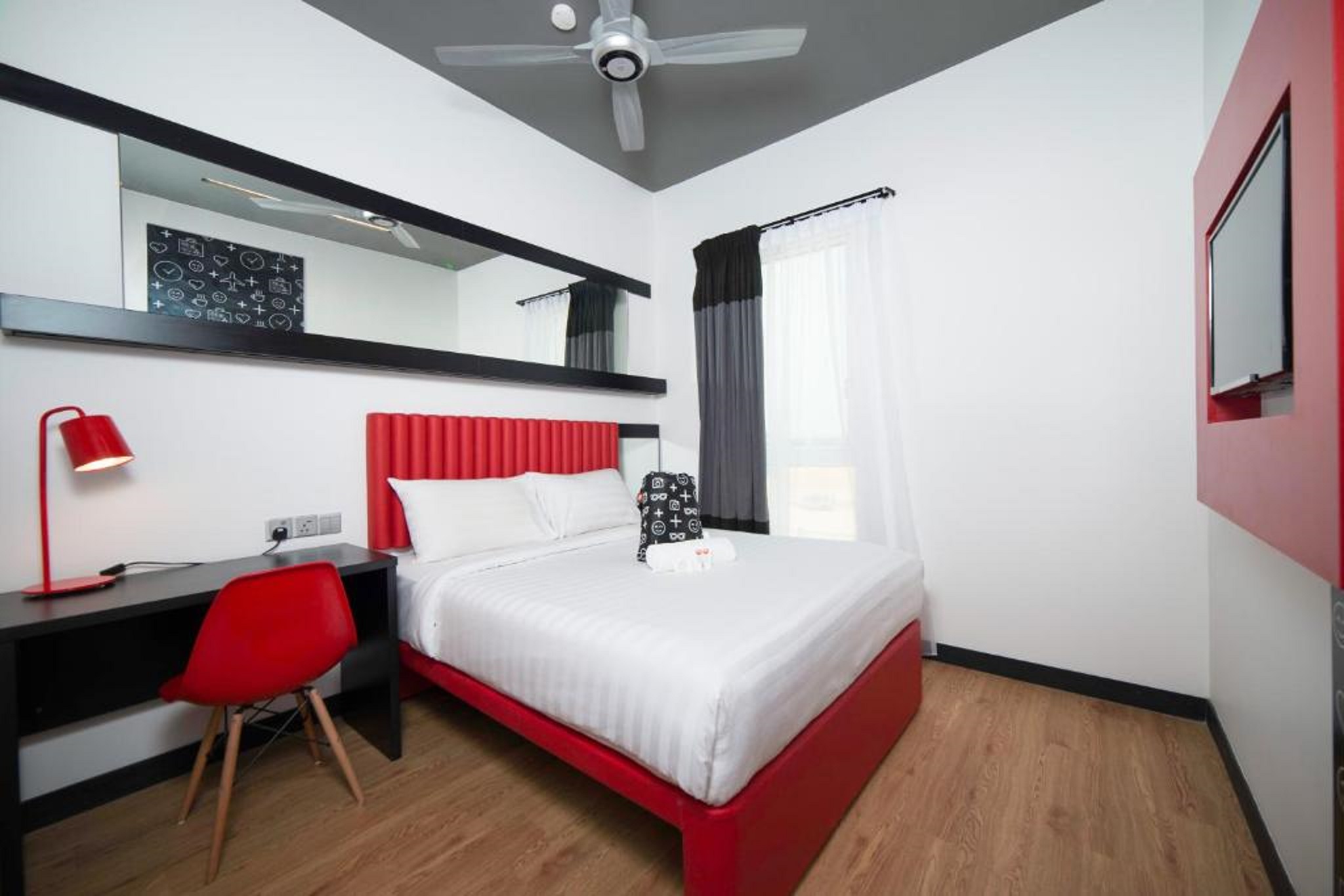 هتل Tune Hotel - KL International Airport 2 Sepang