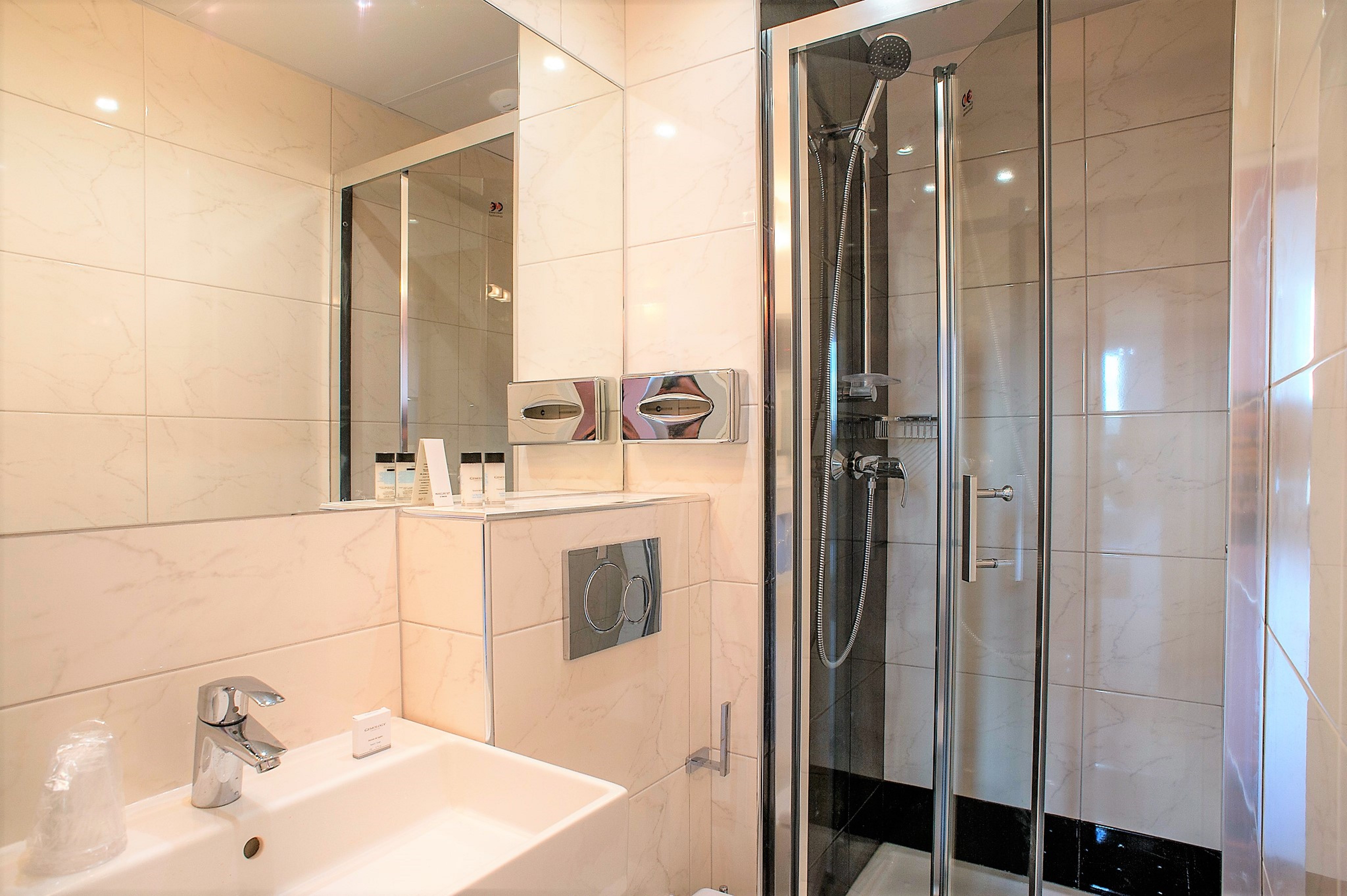 هتل Olympic Hotel Boulogne-Billancourt