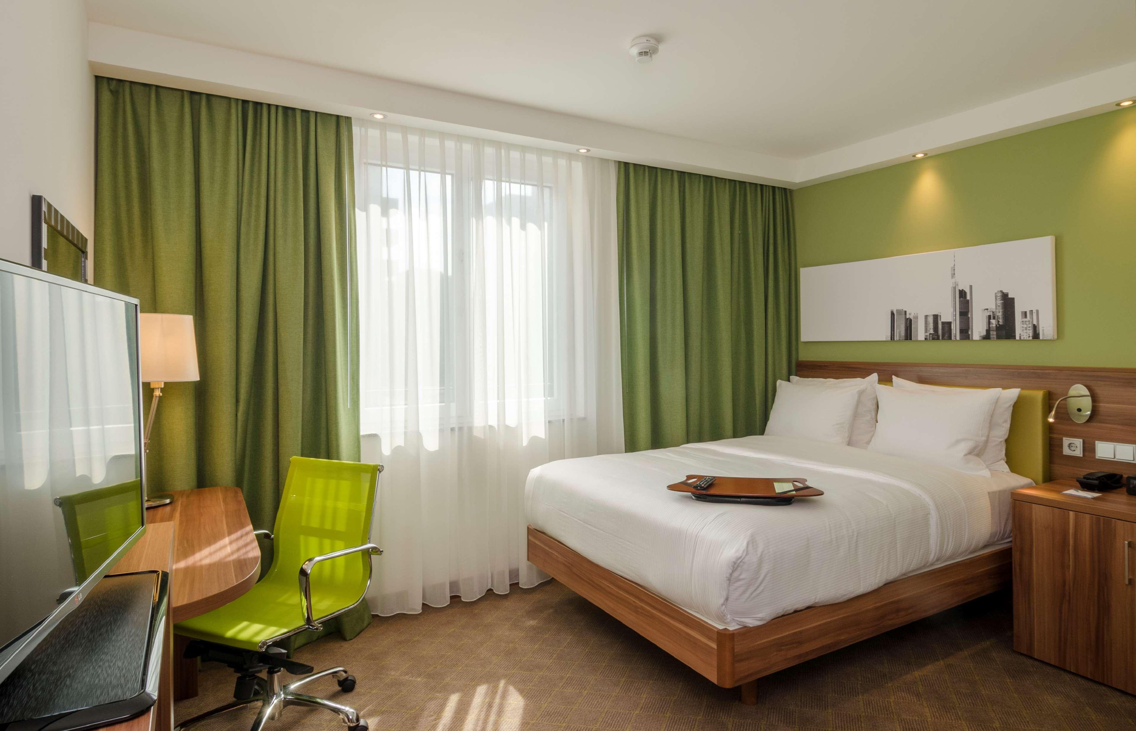 هتل Hampton by Hilton Hamburg City Centre هامبورگ