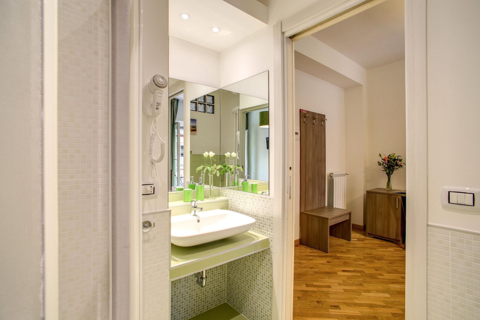 هتل Vatican Rooms Cipro رم