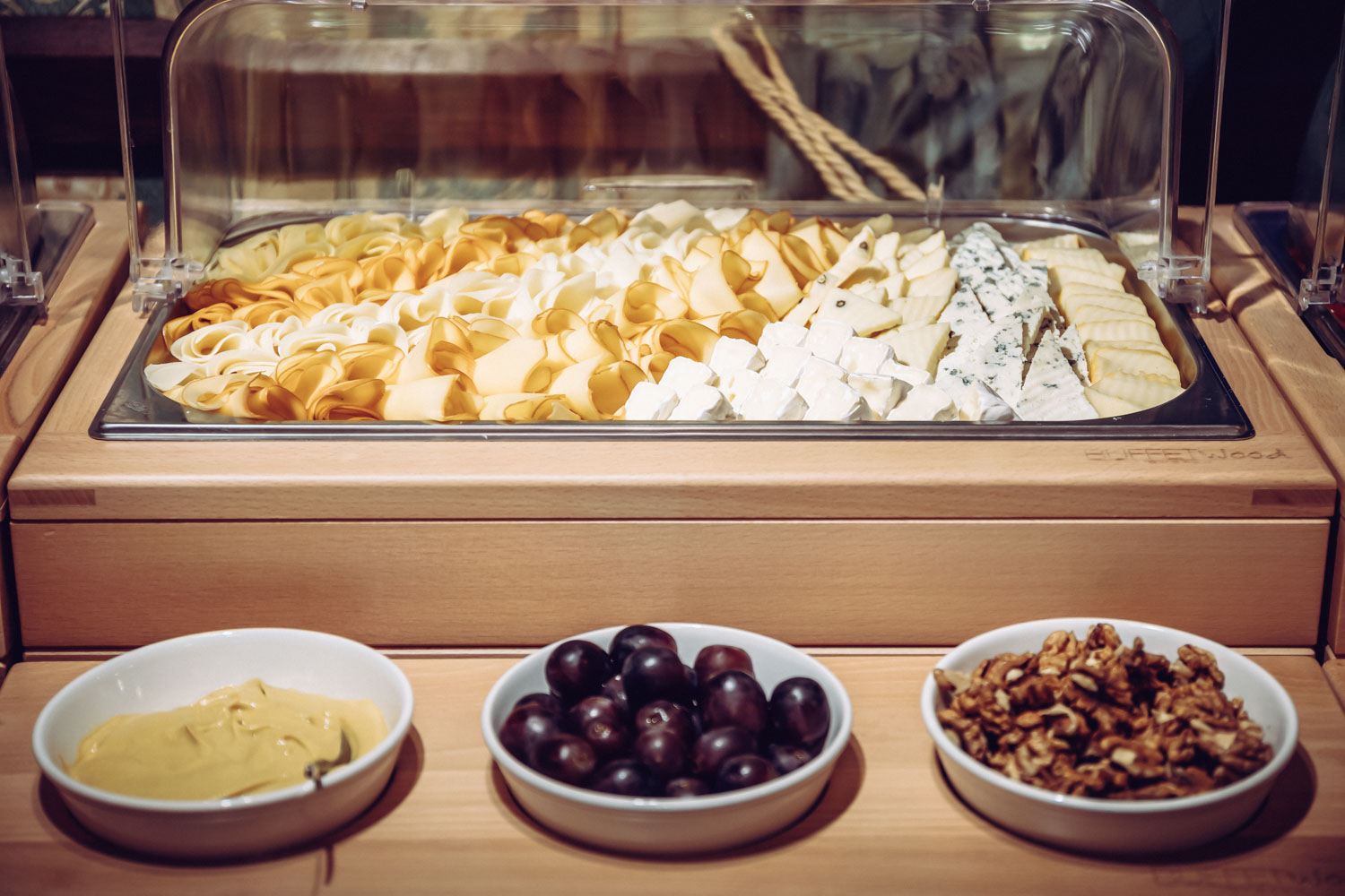 هتل Grand Hotel Praha پراگ