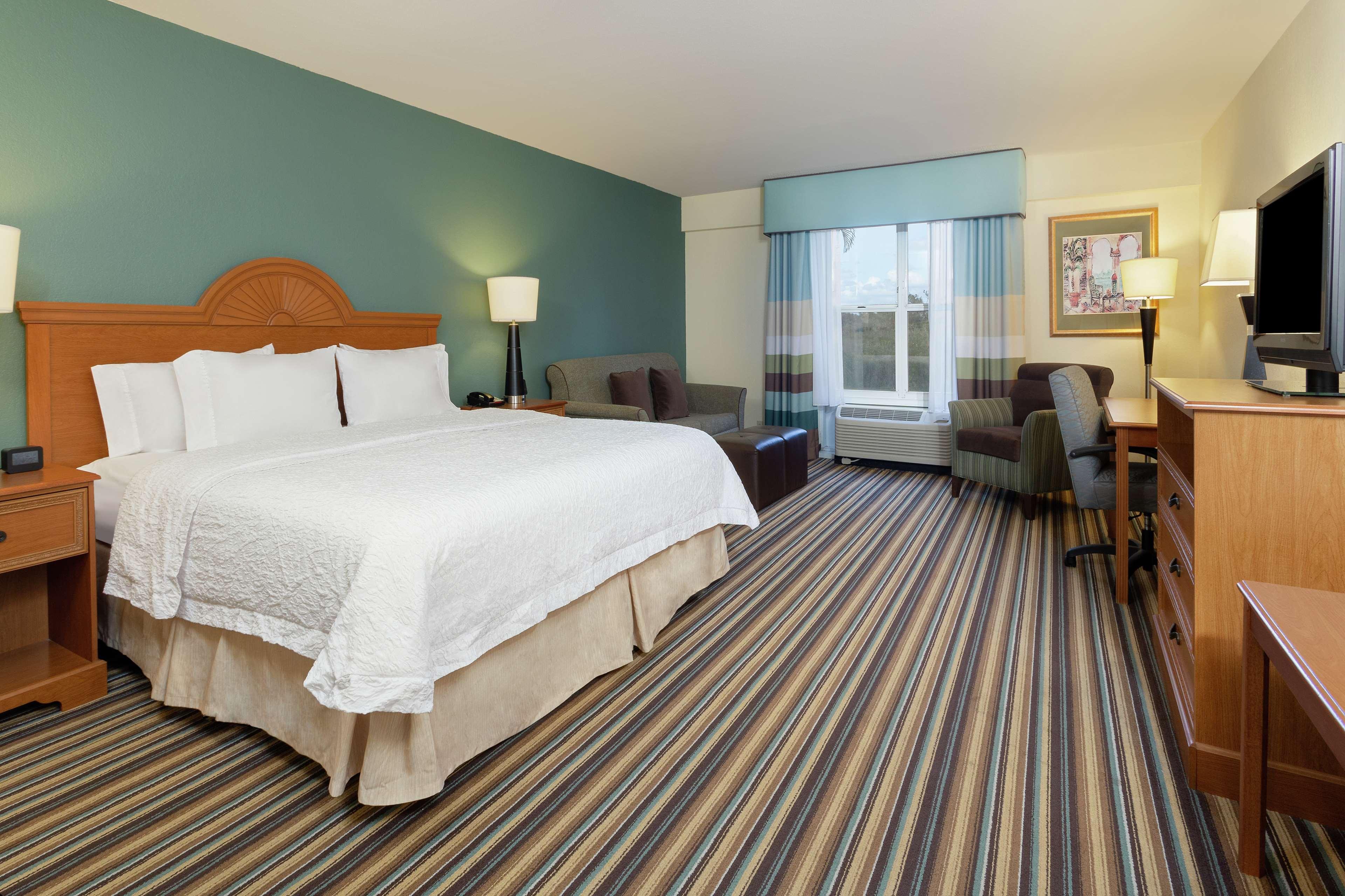 هتل Hampton Inn & Suites Venice ونیز