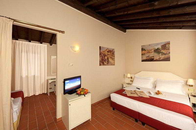 هتل Excel Naviglio Milano میلان