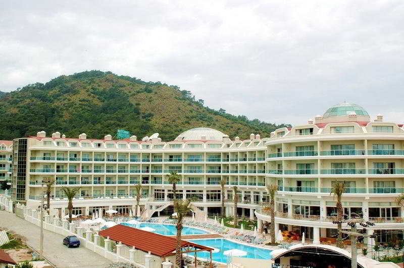 Hotel Pineta Park Deluxe Hotel