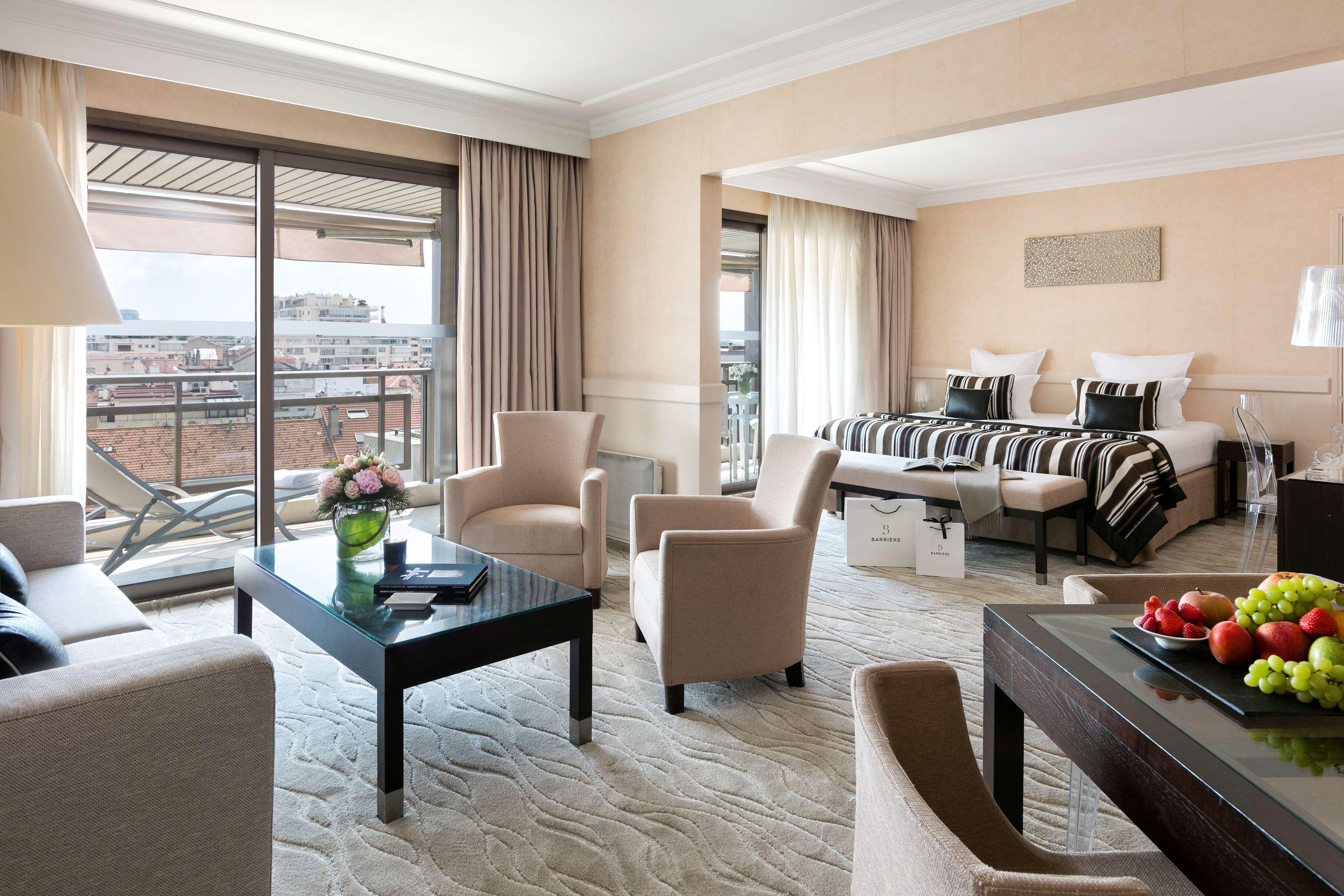 هتل Hôtel Barrière Le Gray d'Albion کن