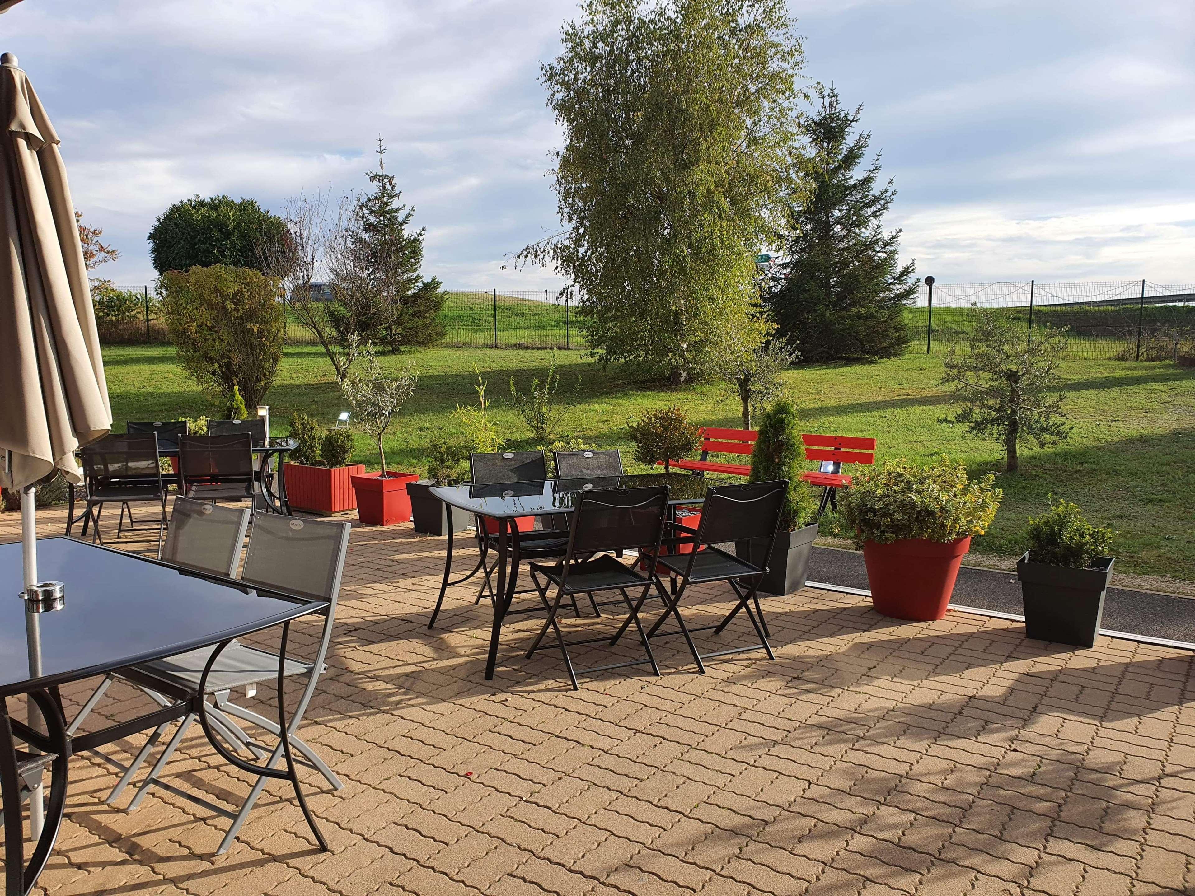 Alibaba https://cdn.alibaba.ir/ostorage/hotel/images/7F47A516/499BDFEF493EC0A8A92859722229F1FC.jpg