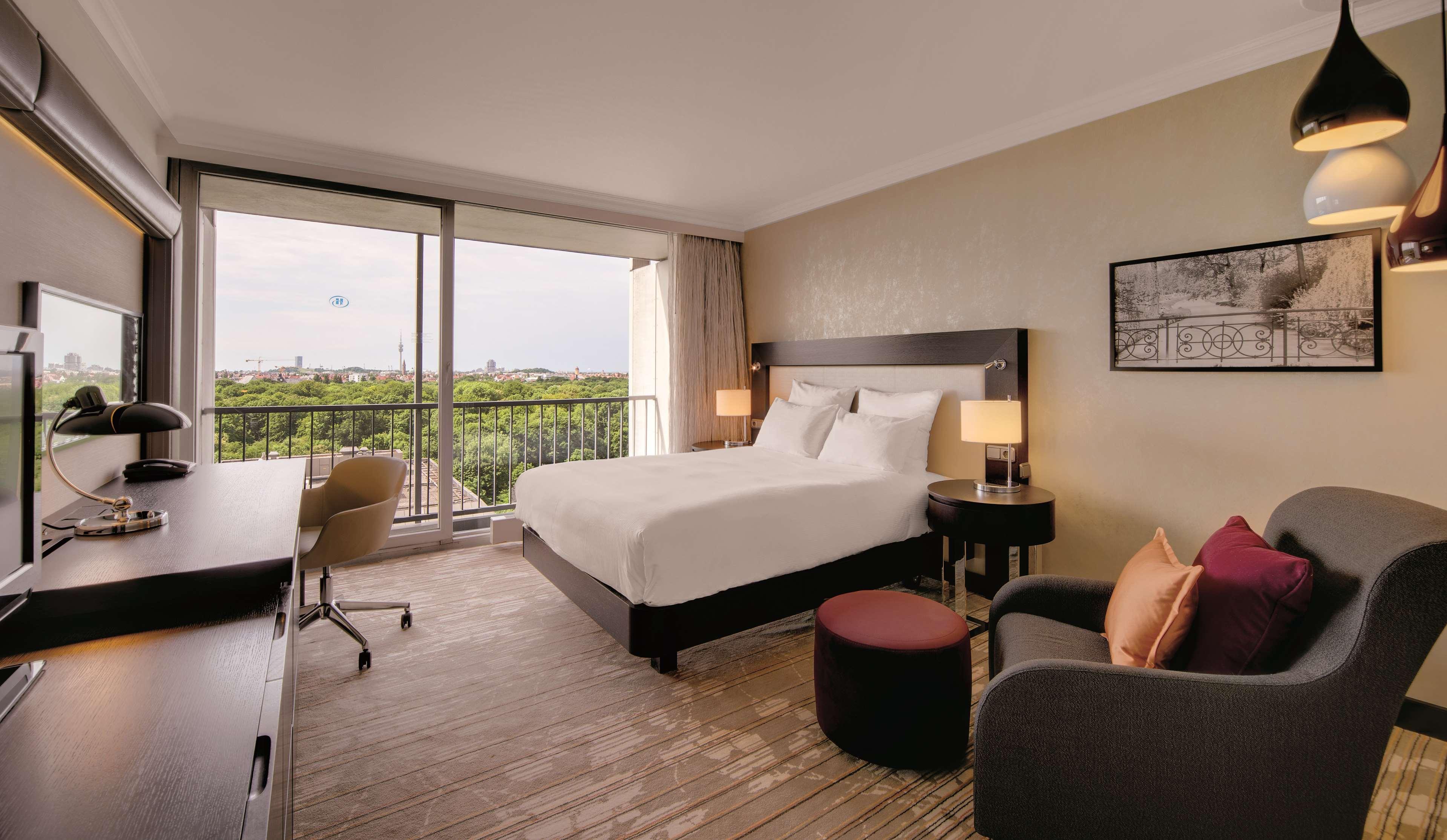 هتل Hilton München Park مونیخ